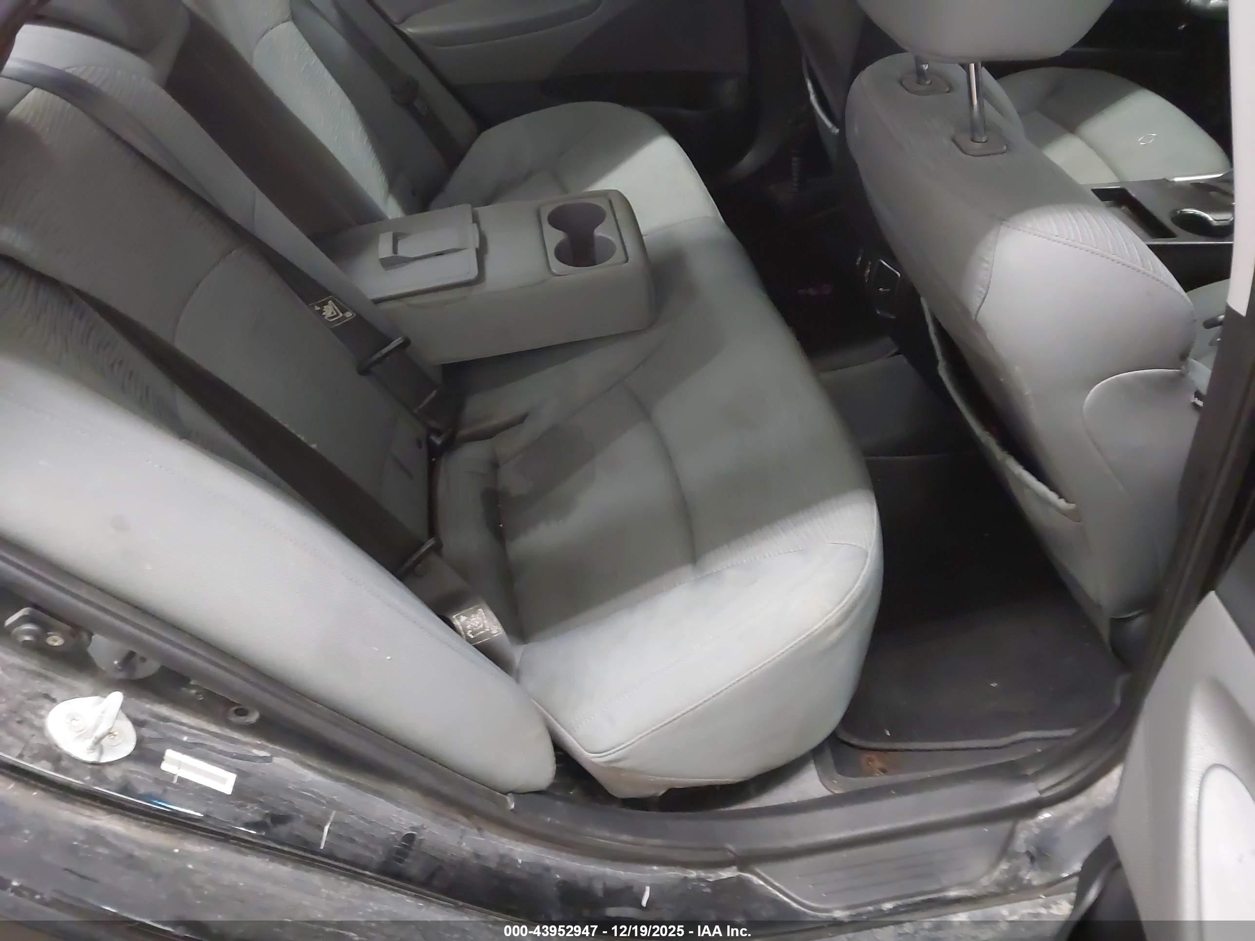 HYUNDAI SONATA image 8