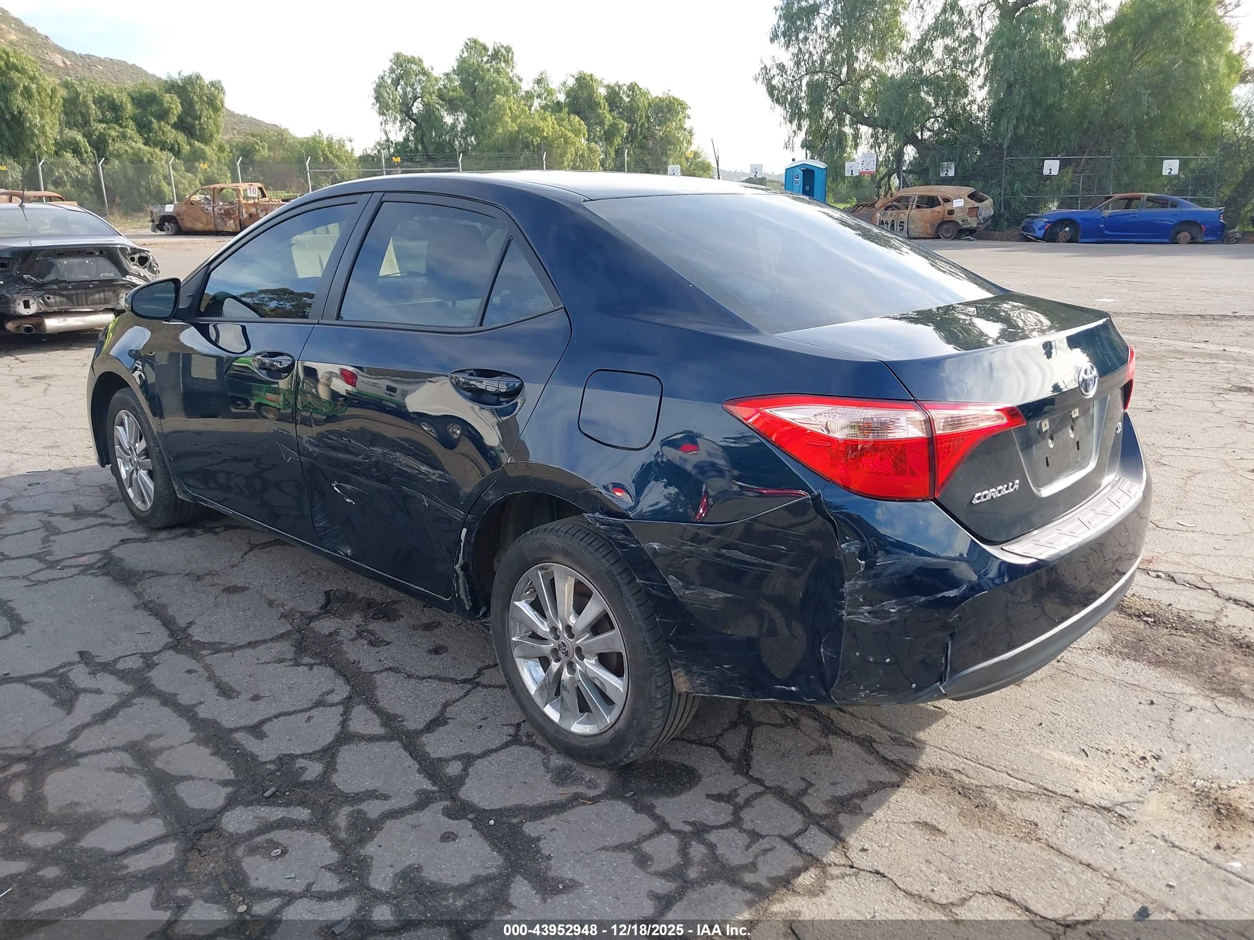 TOYOTA COROLLA image 3
