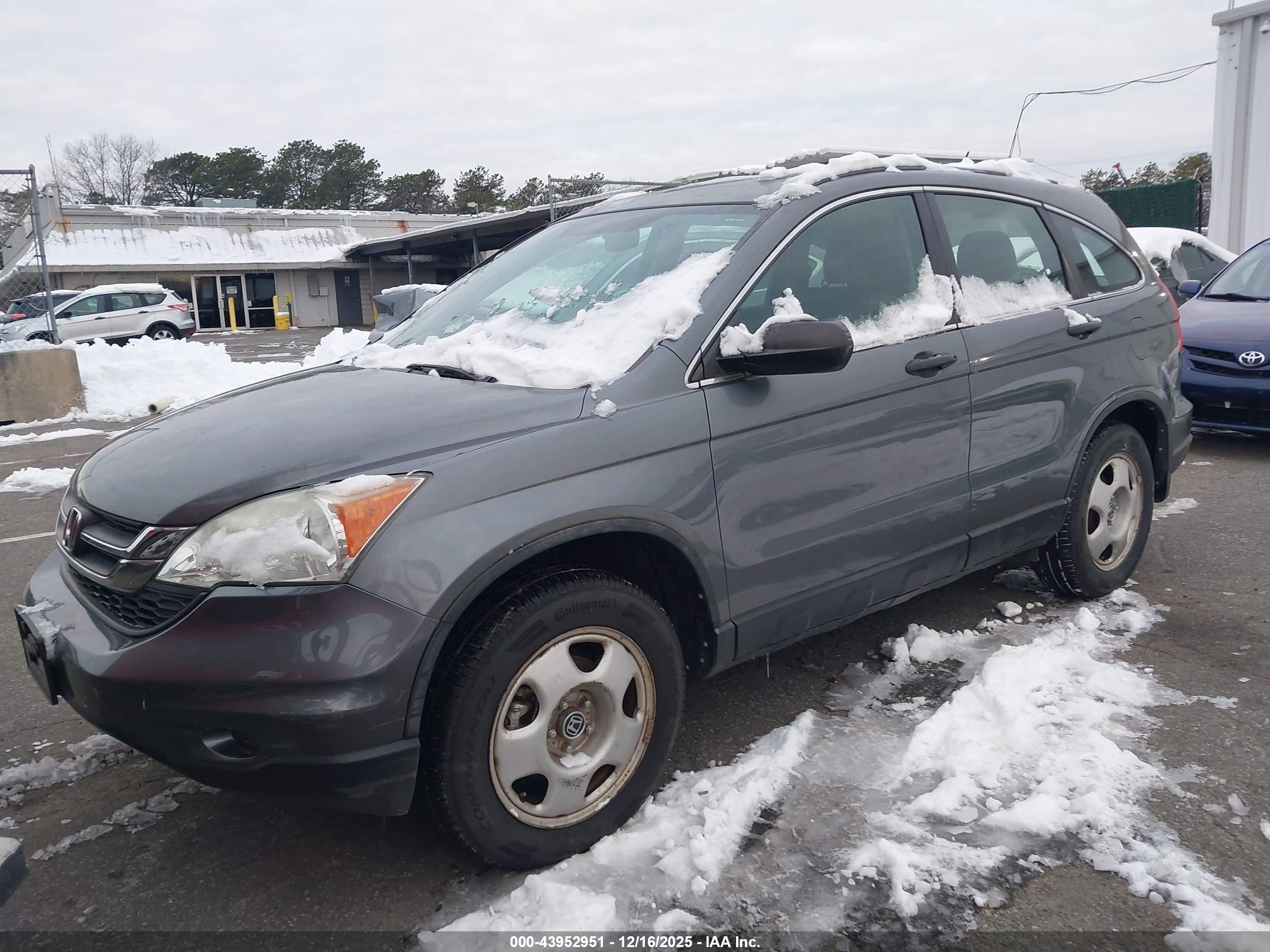 HONDA CR-V image 2
