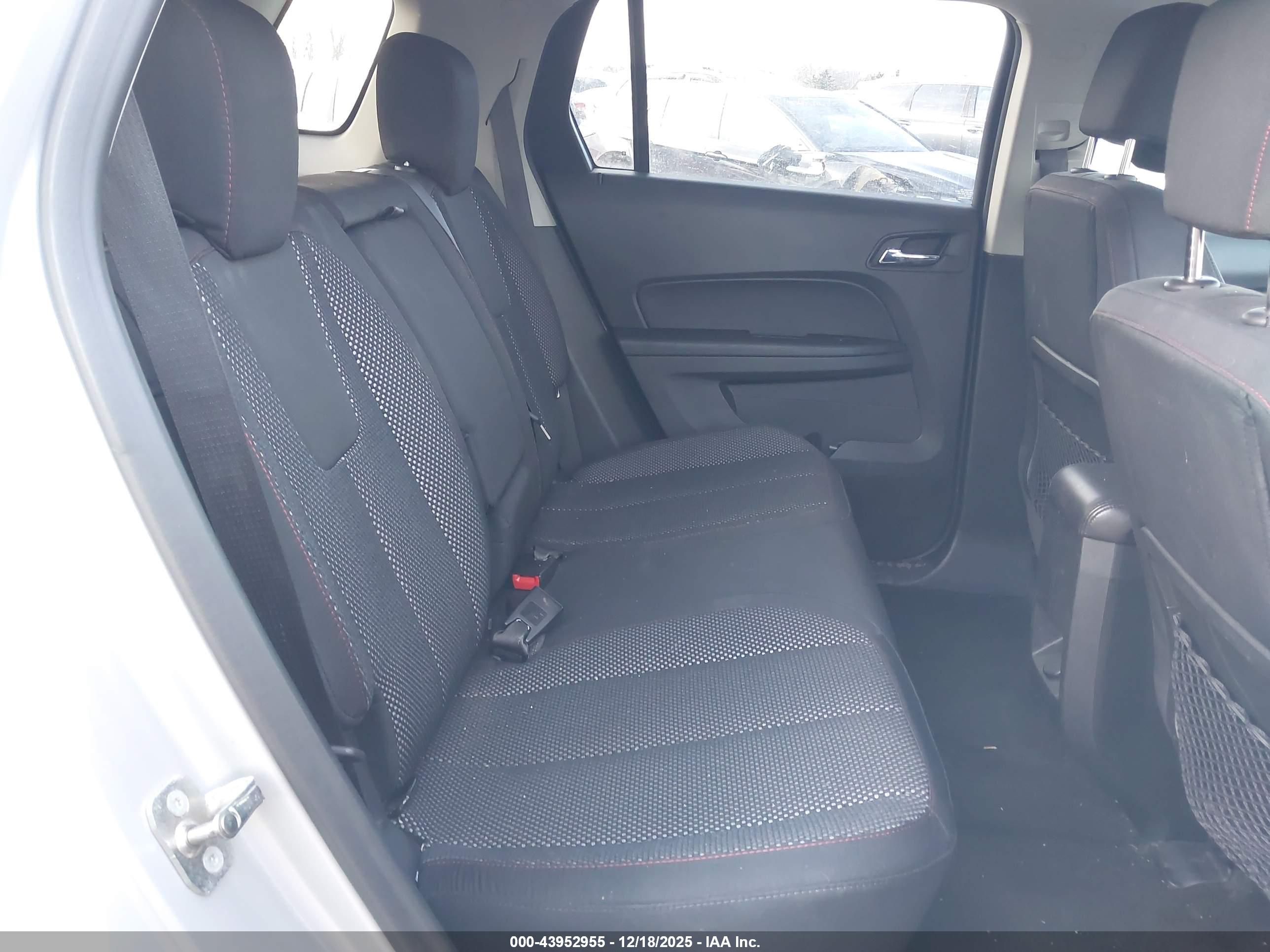 GMC TERRAIN image 8