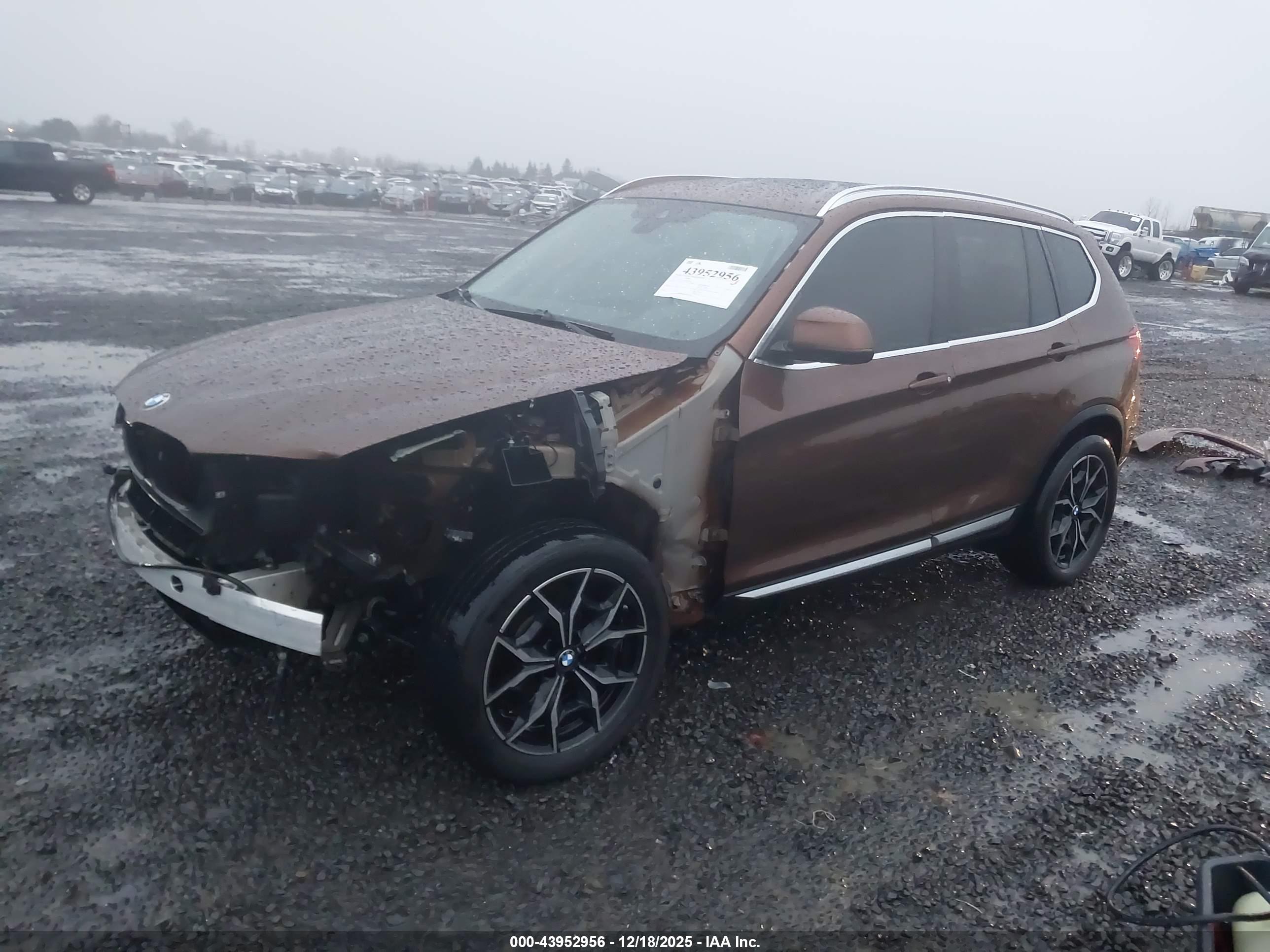 BMW X3 image 2