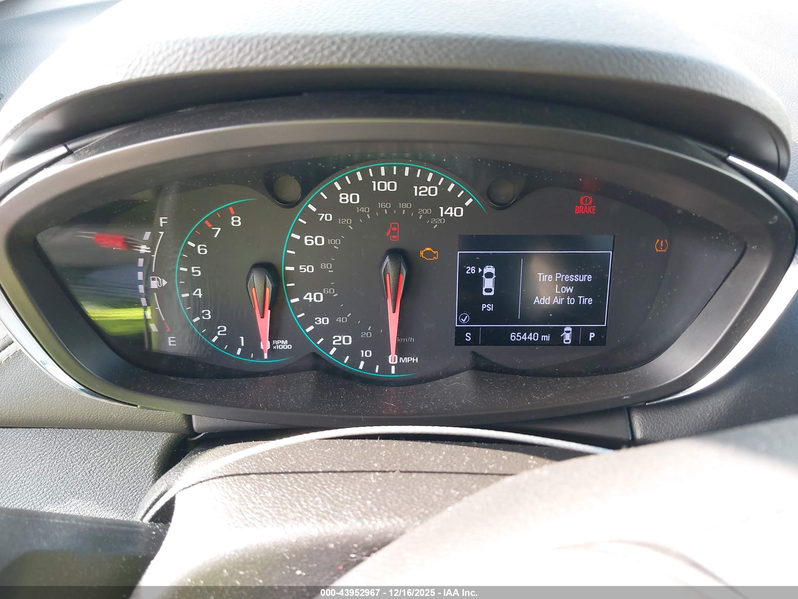 CHEVROLET TRAX image 7