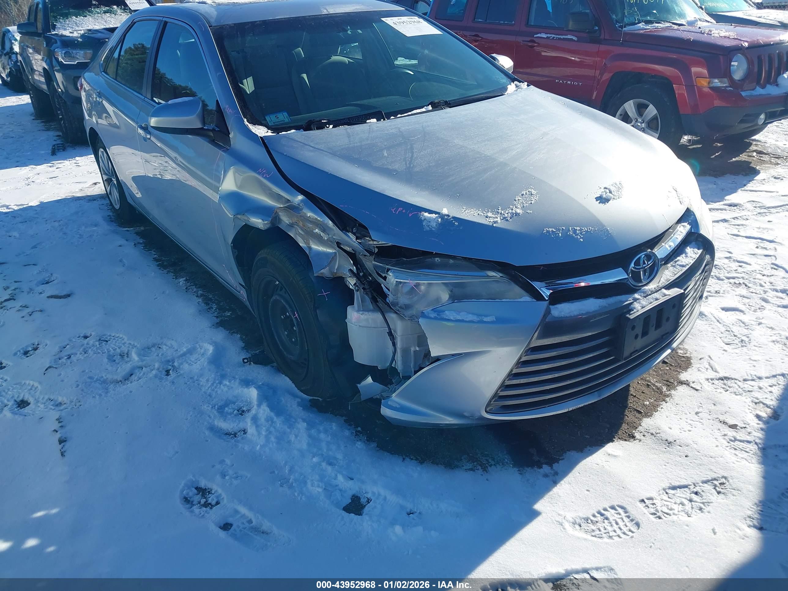 TOYOTA CAMRY image 6