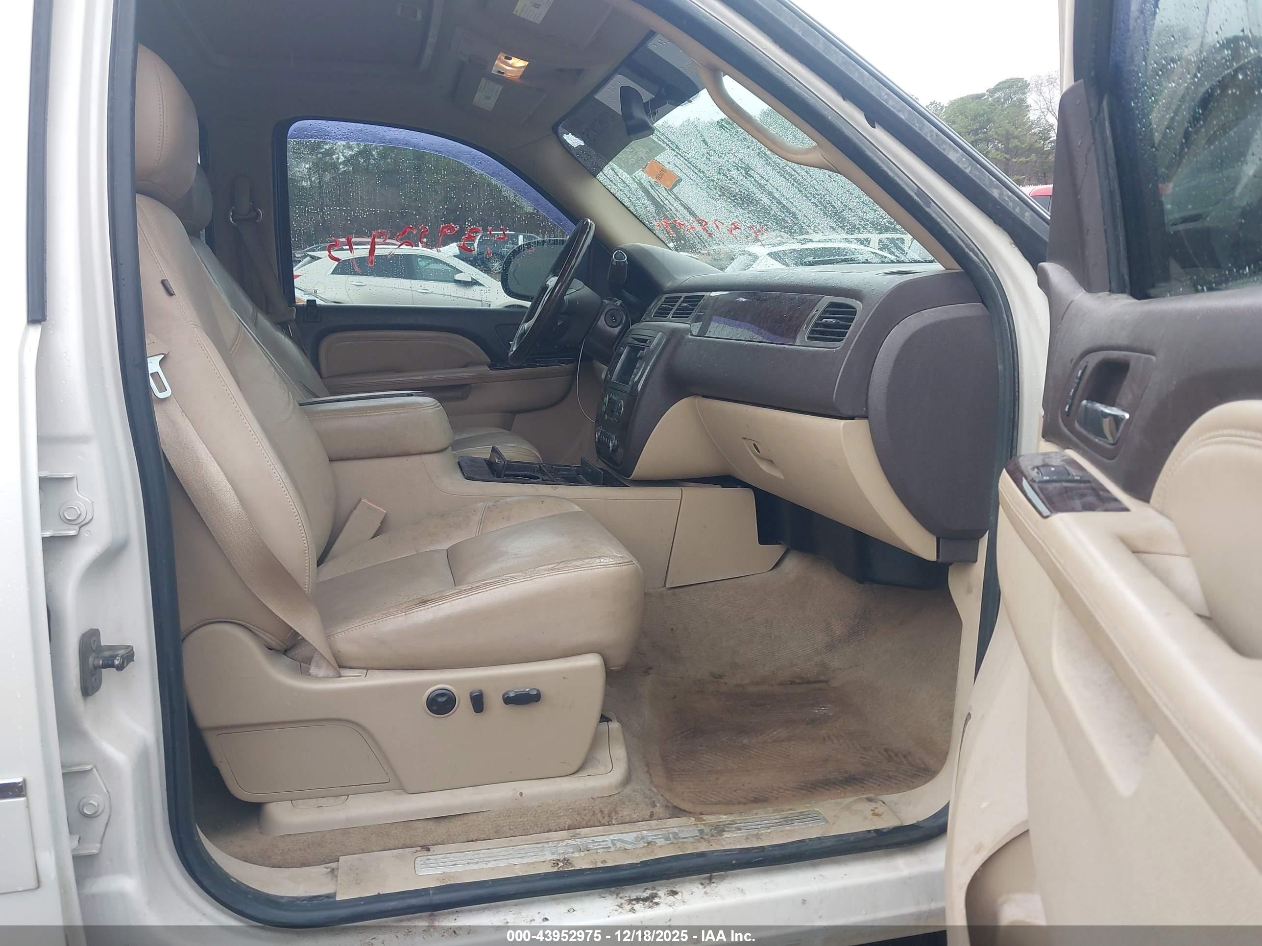 GMC SIERRA image 5