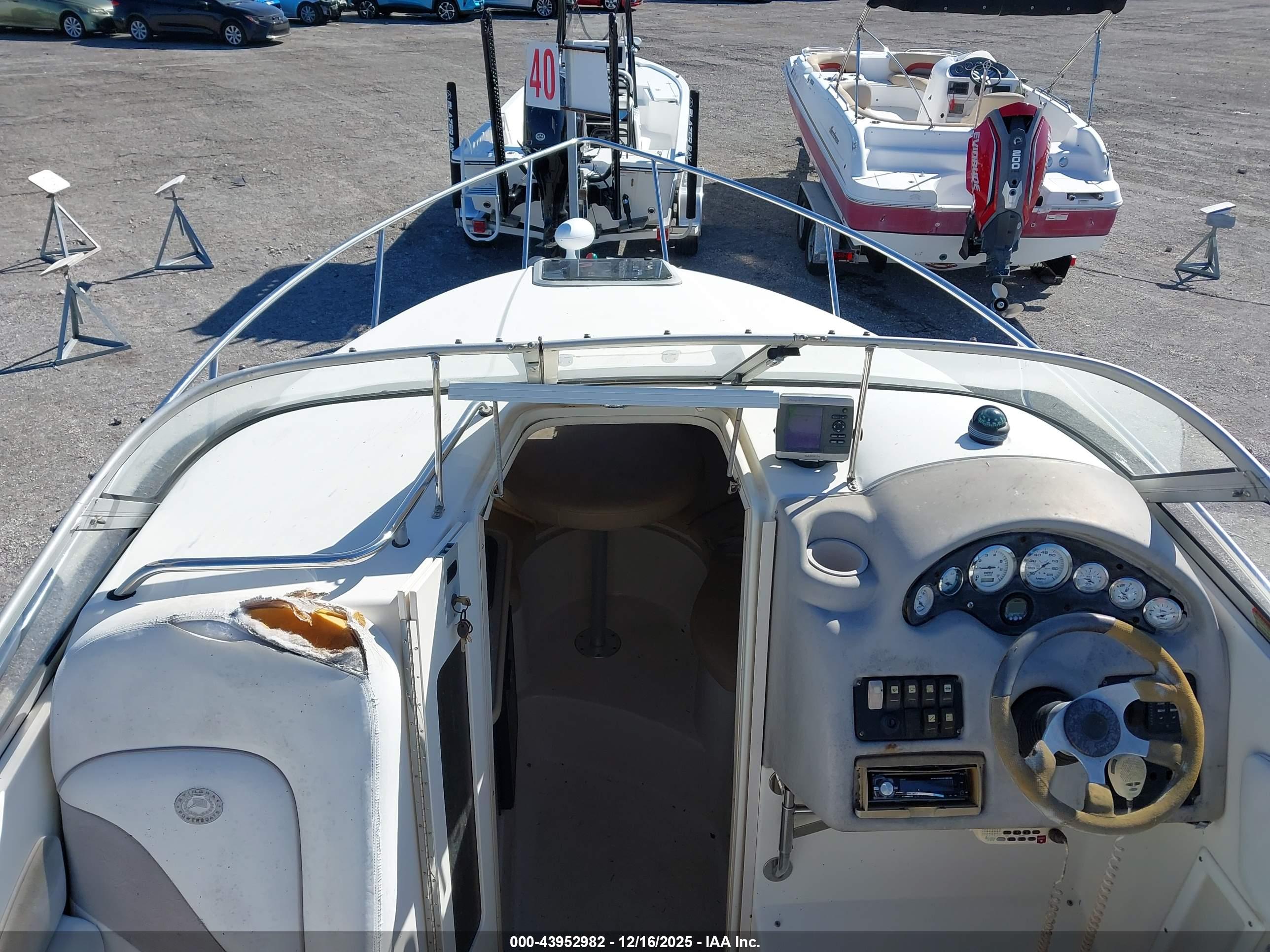 STINGRAY BOAT image 5