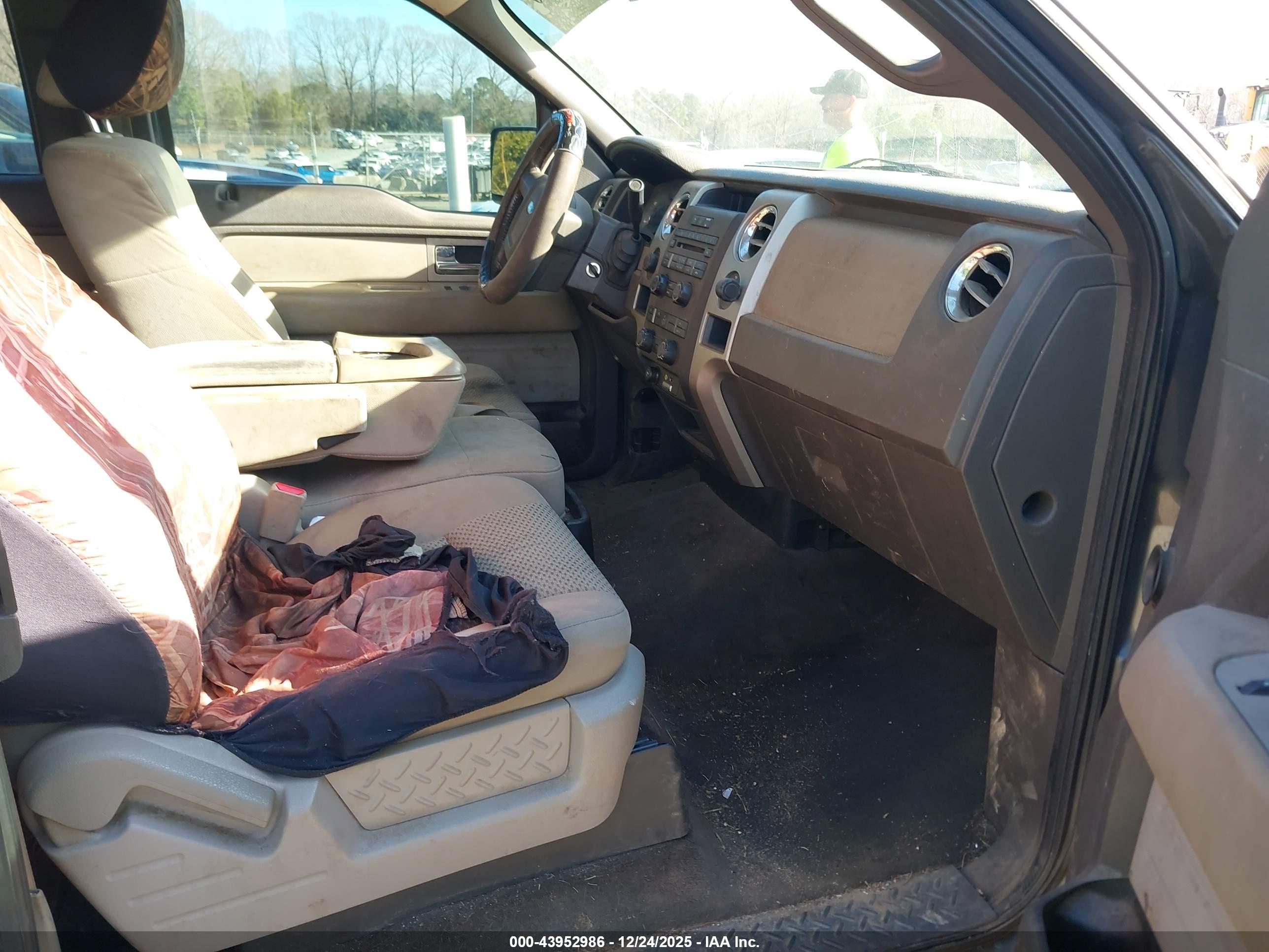 FORD F-150 image 5
