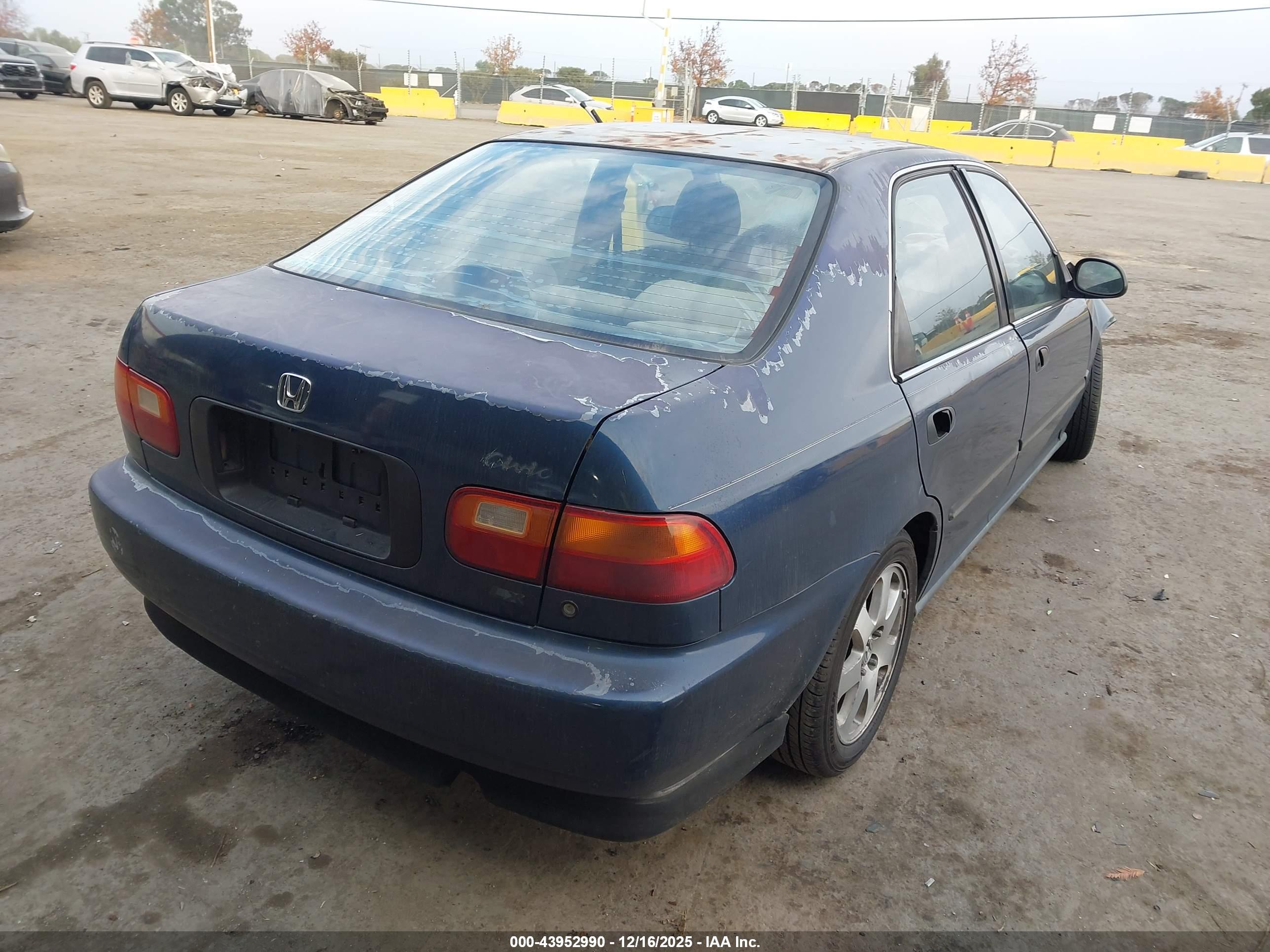 HONDA CIVIC image 4