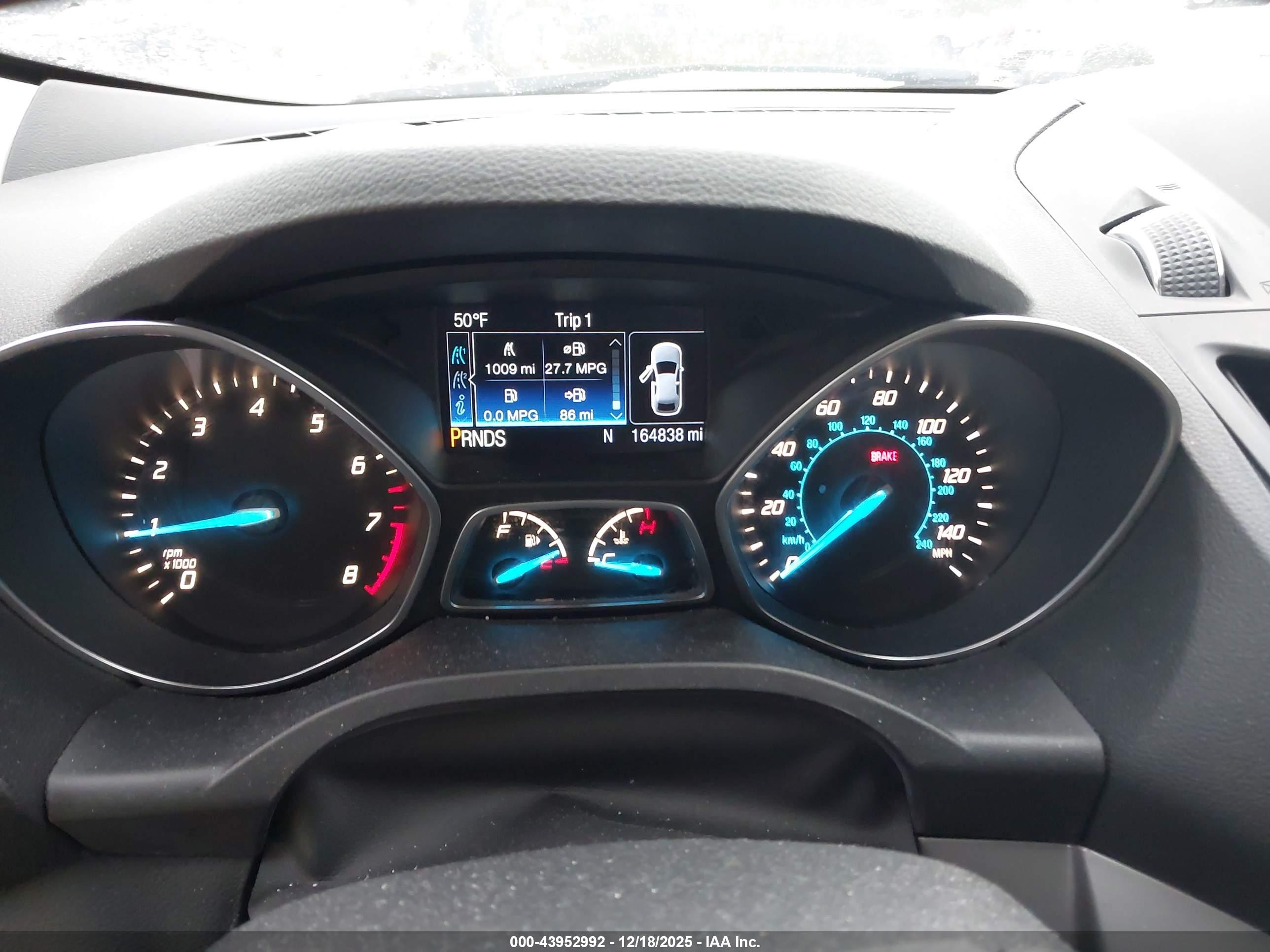 FORD ESCAPE image 7