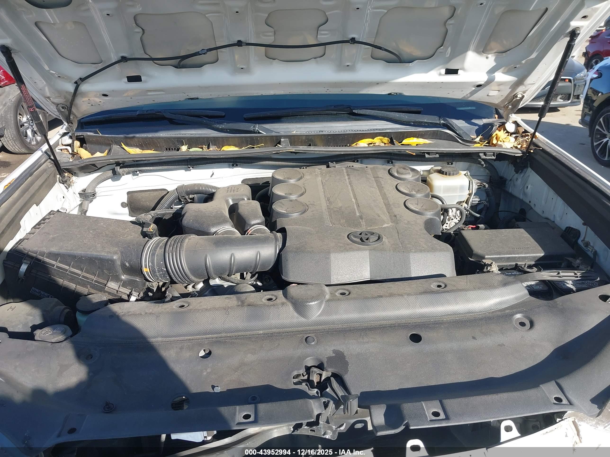 TOYOTA 4RUNNER image 10