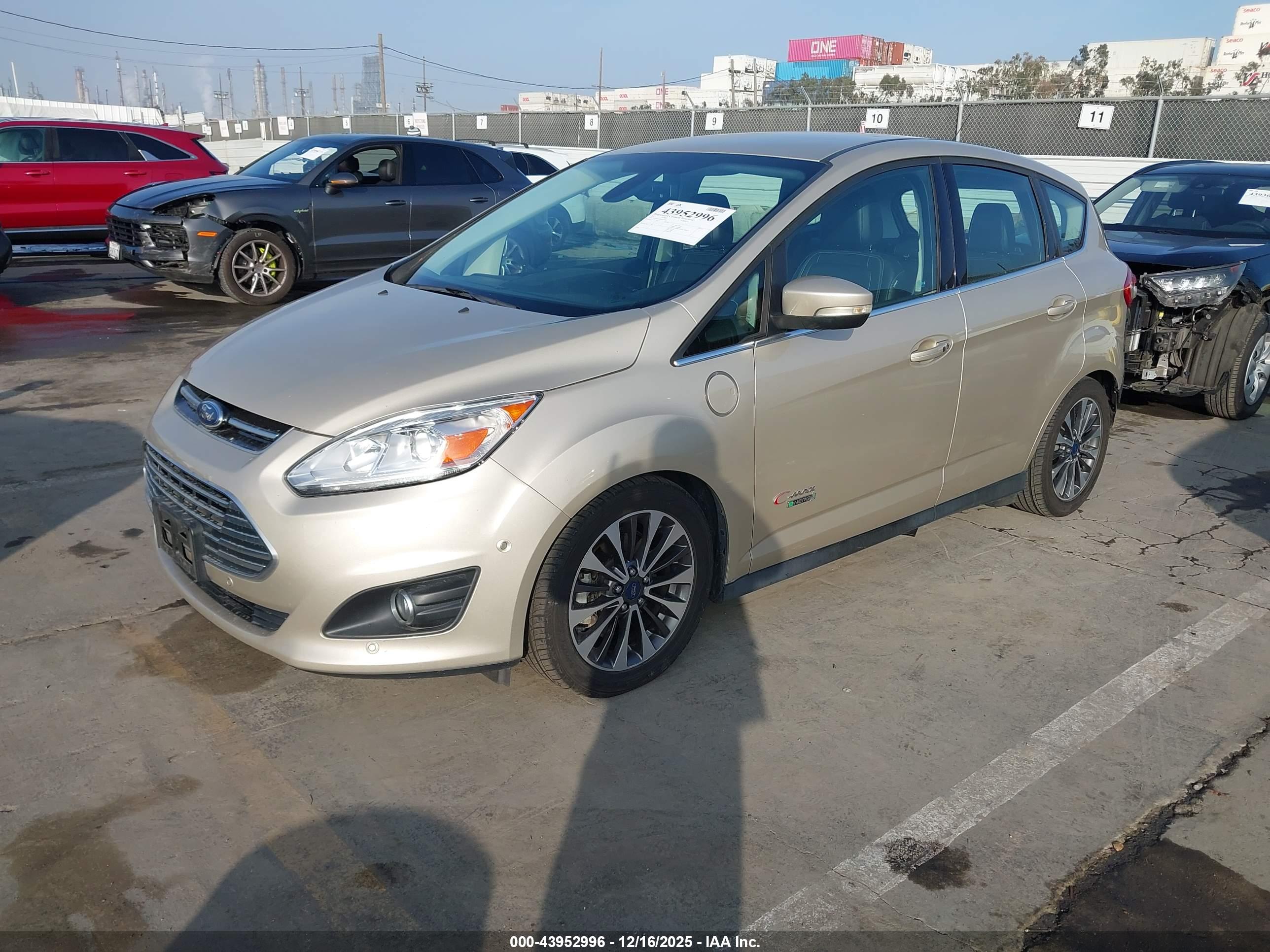 FORD C-MAX image 2