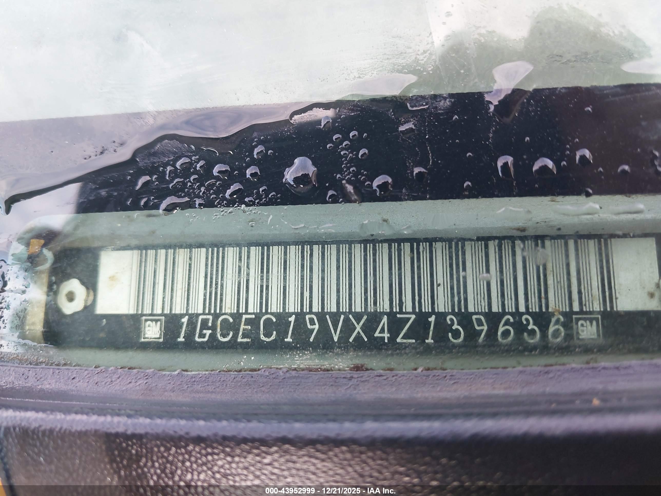 CHEVROLET SILVERADO image 9