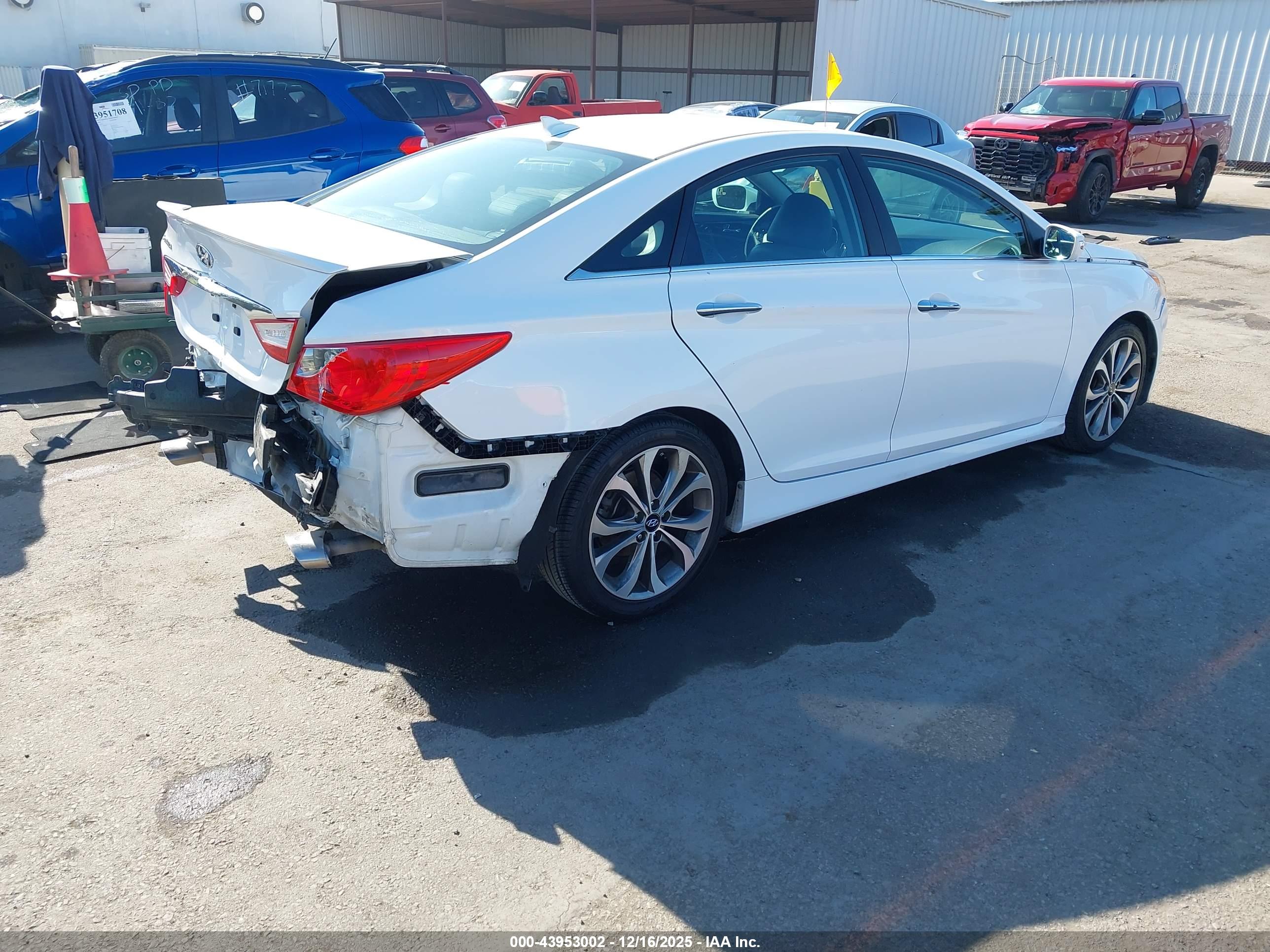 HYUNDAI SONATA image 4