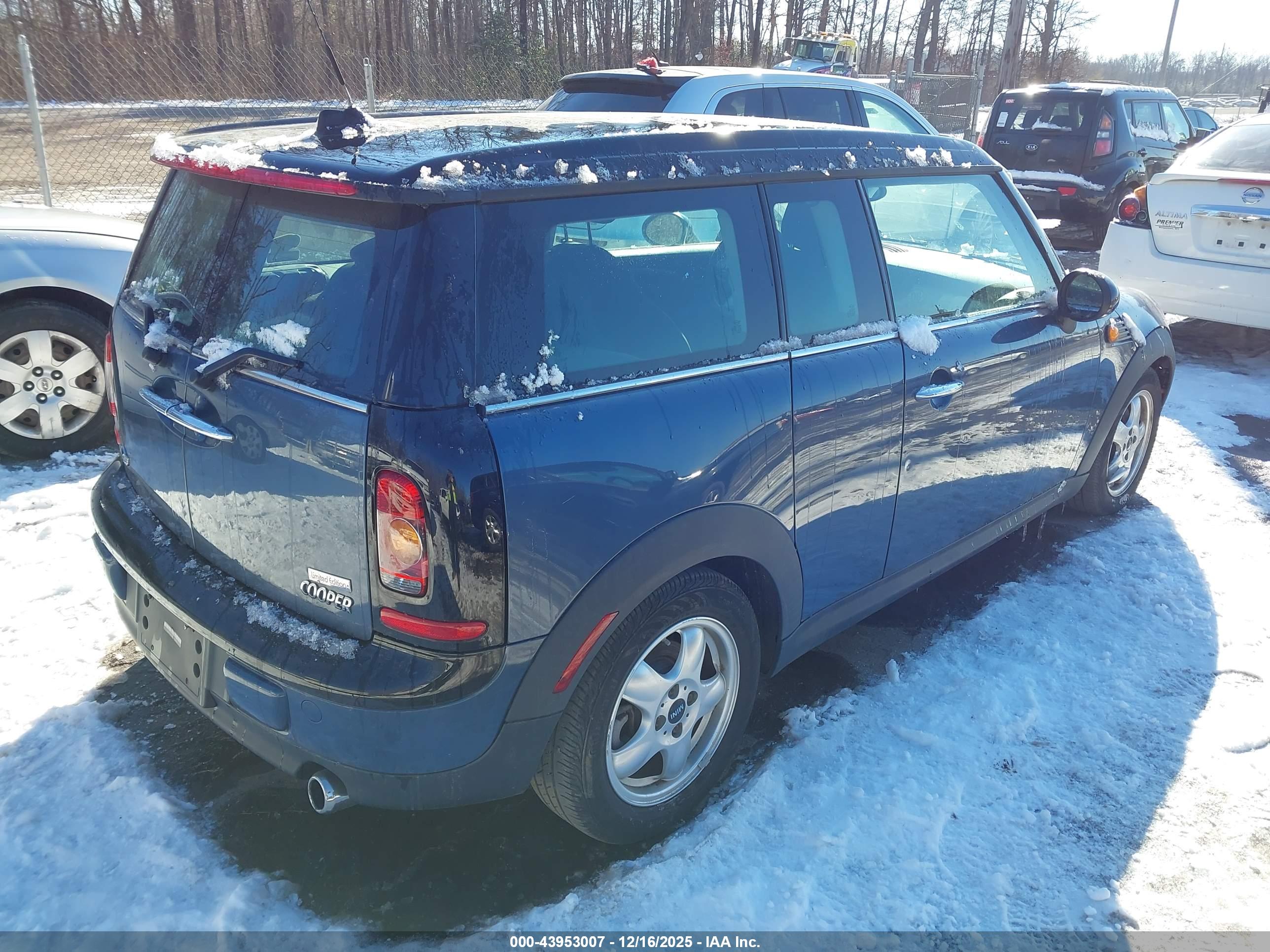 MINI COOPER image 4
