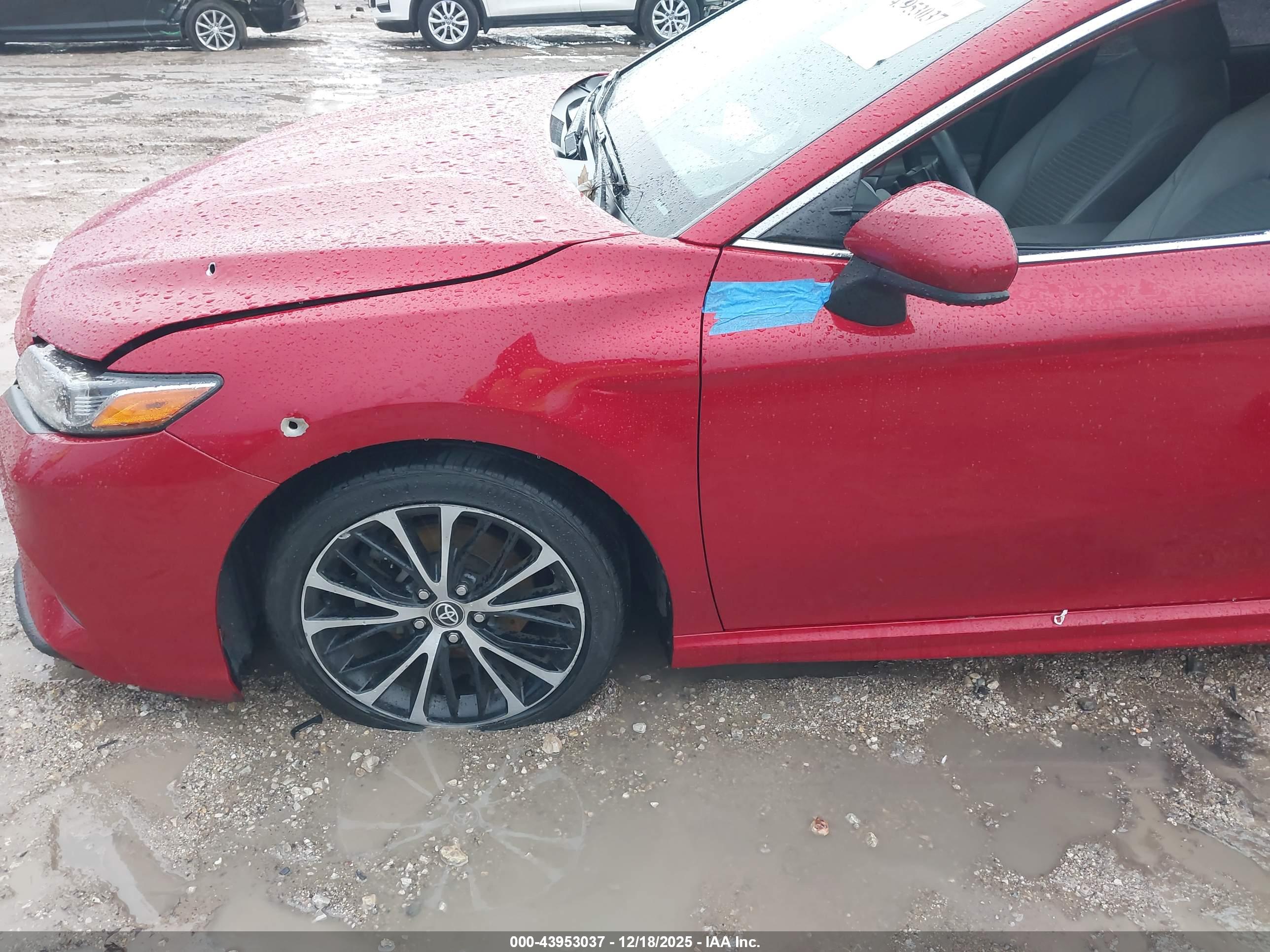 TOYOTA CAMRY image 6