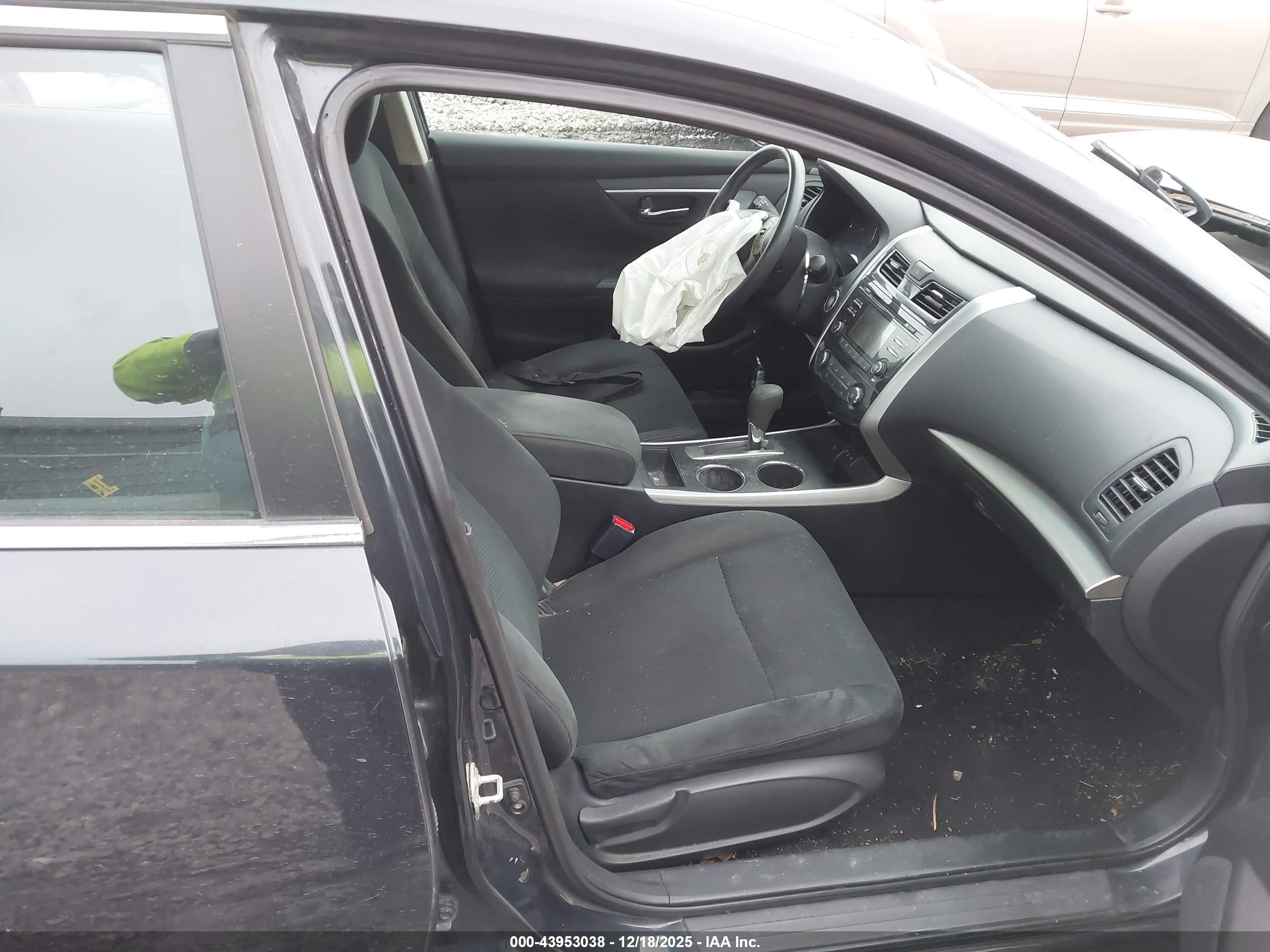 NISSAN ALTIMA image 5