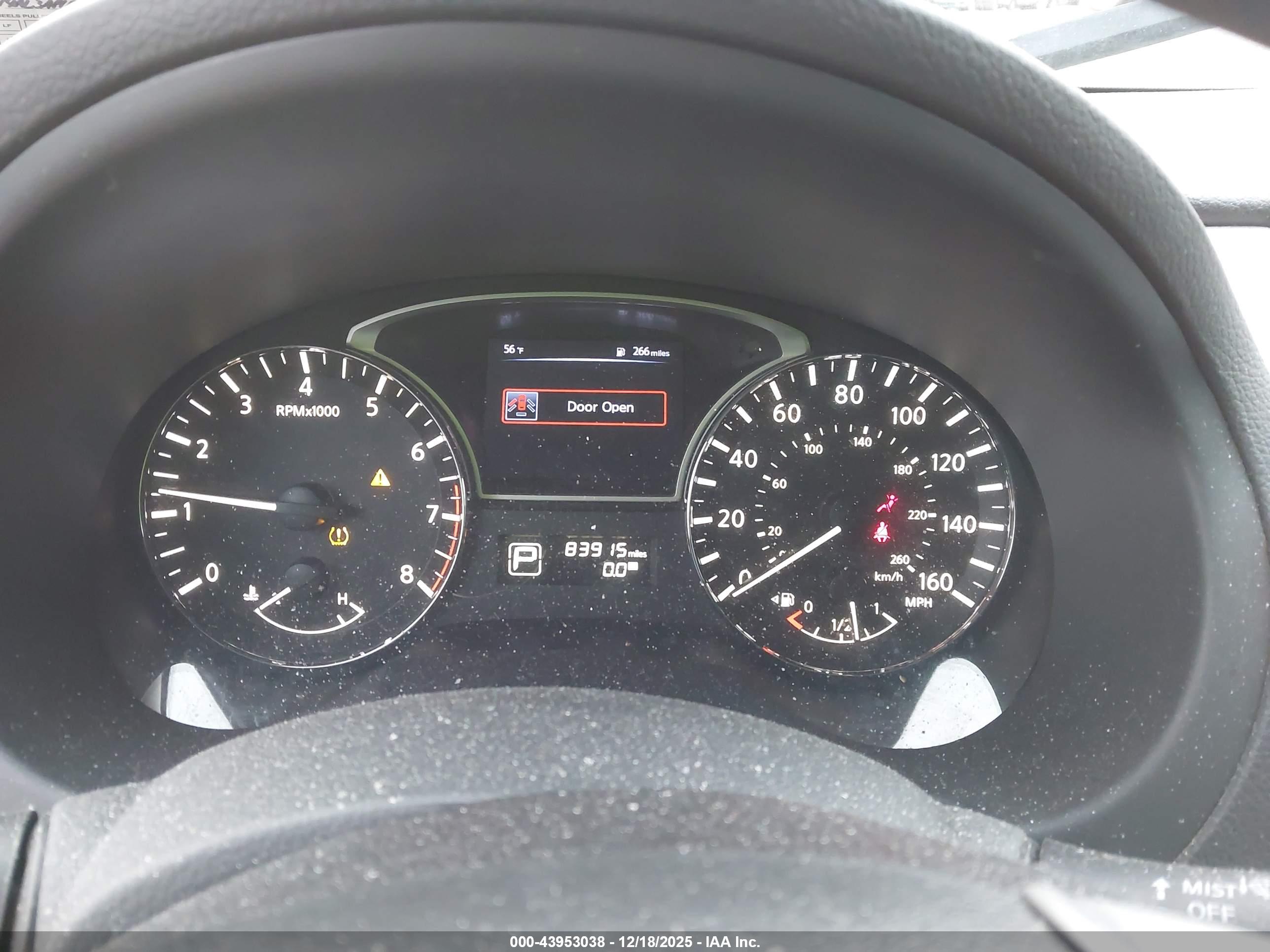 NISSAN ALTIMA image 7