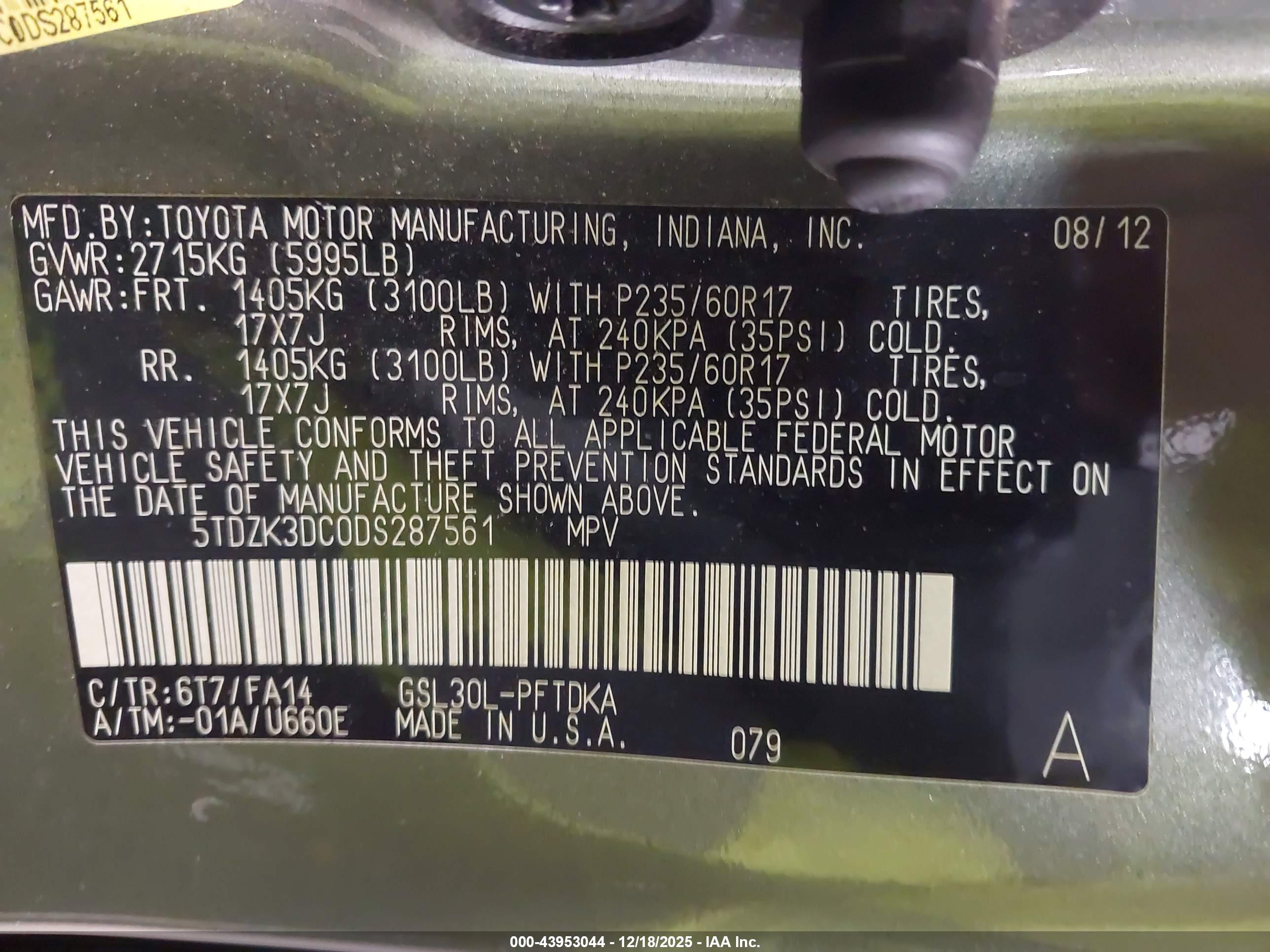 TOYOTA SIENNA image 9
