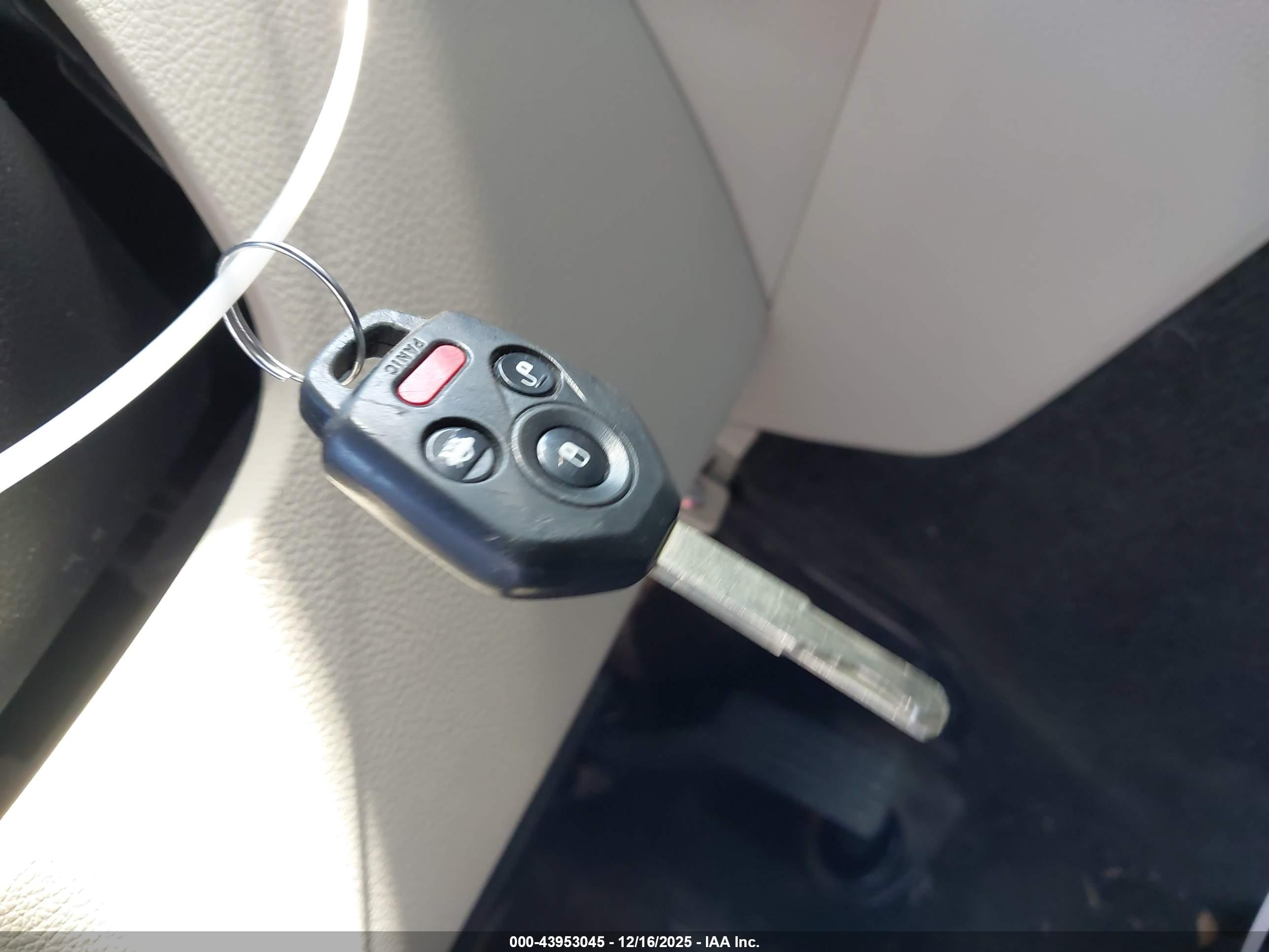 SUBARU LEGACY image 11
