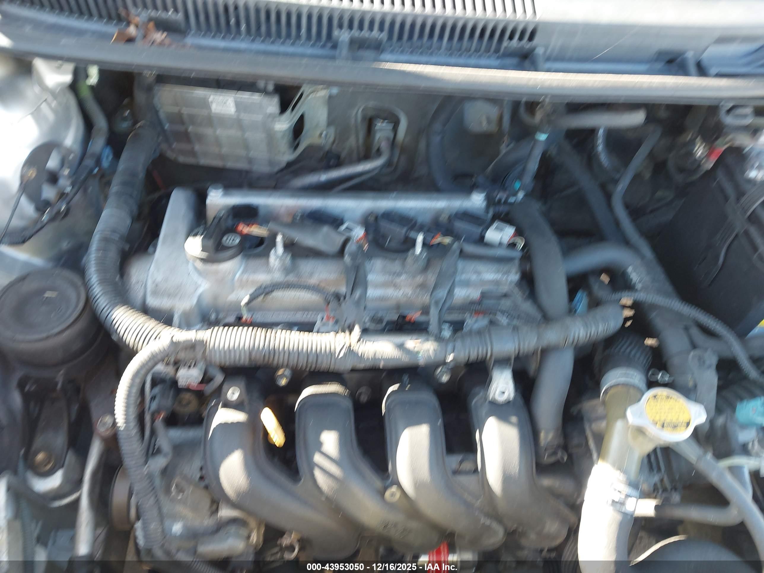 TOYOTA YARIS image 10