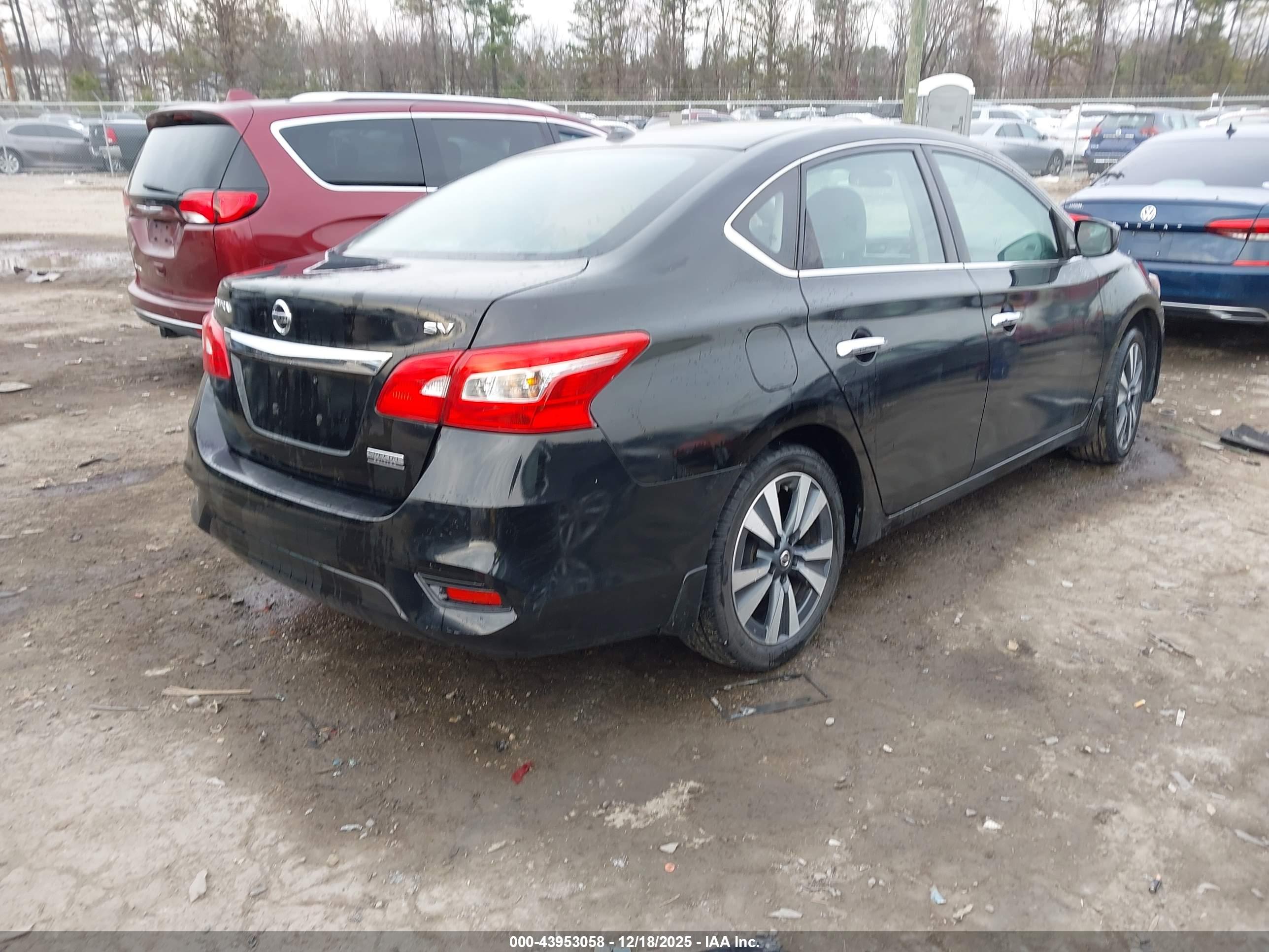 NISSAN SENTRA image 4