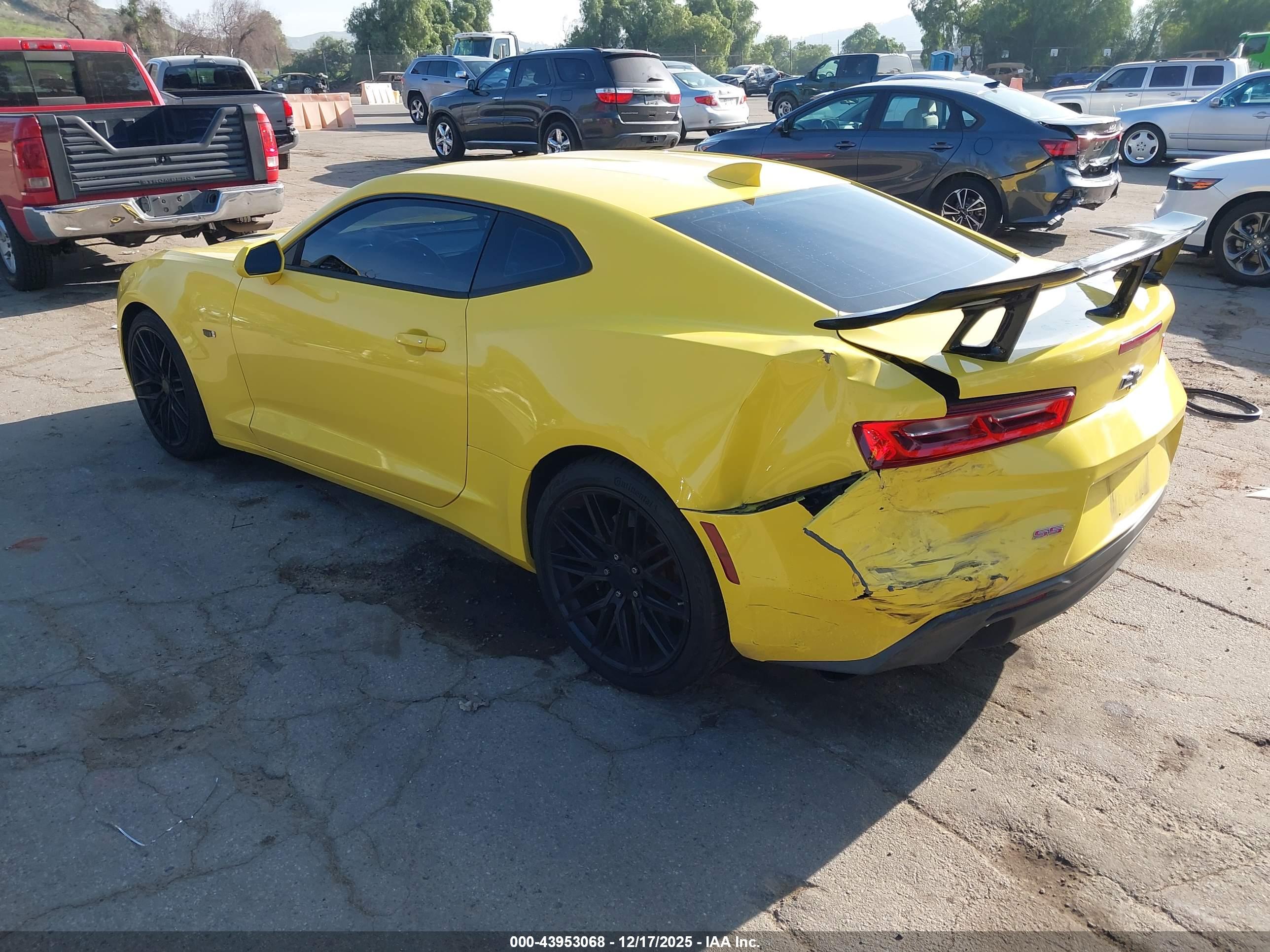 CHEVROLET CAMARO image 3