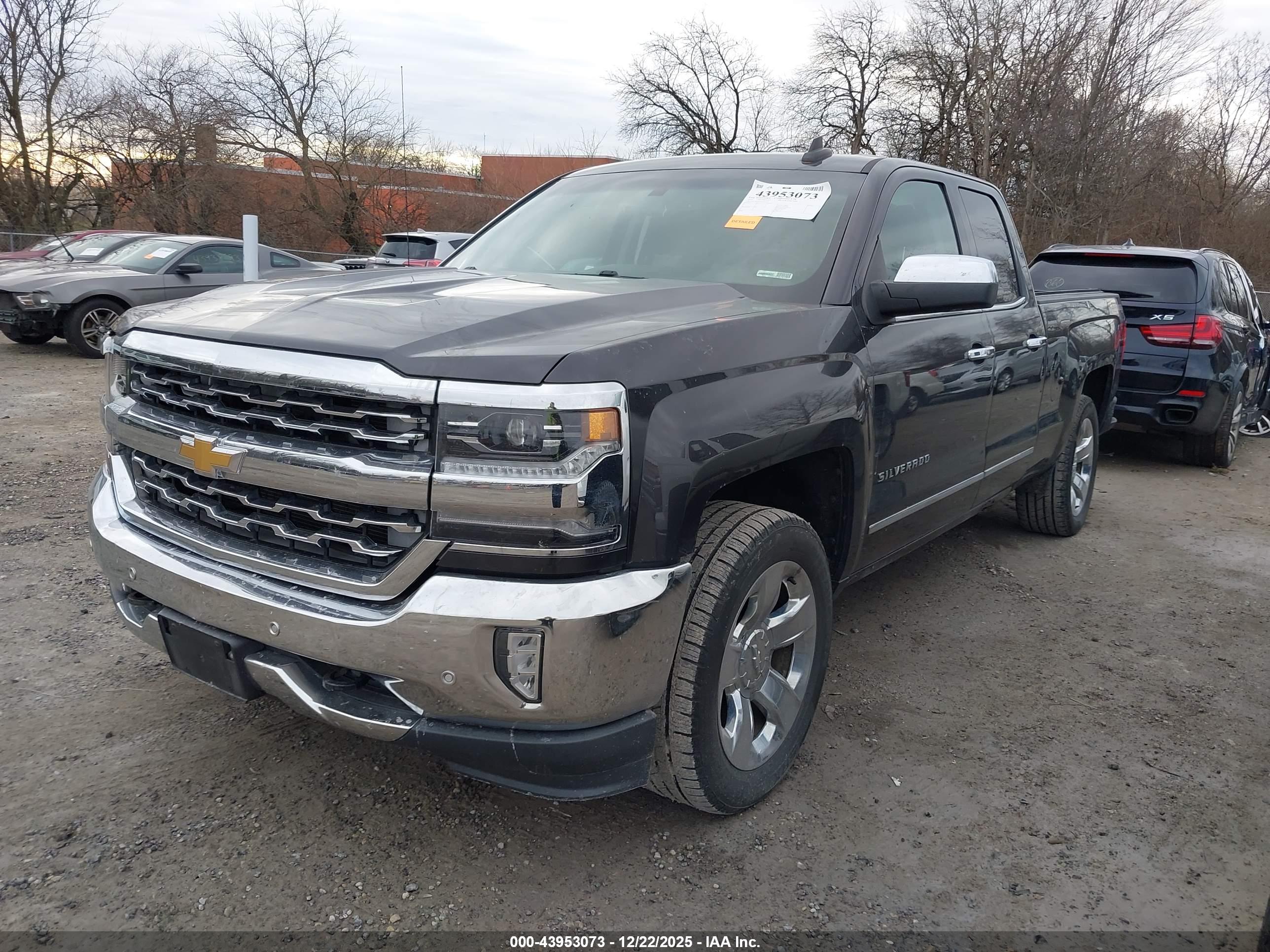 CHEVROLET SILVERADO image 2