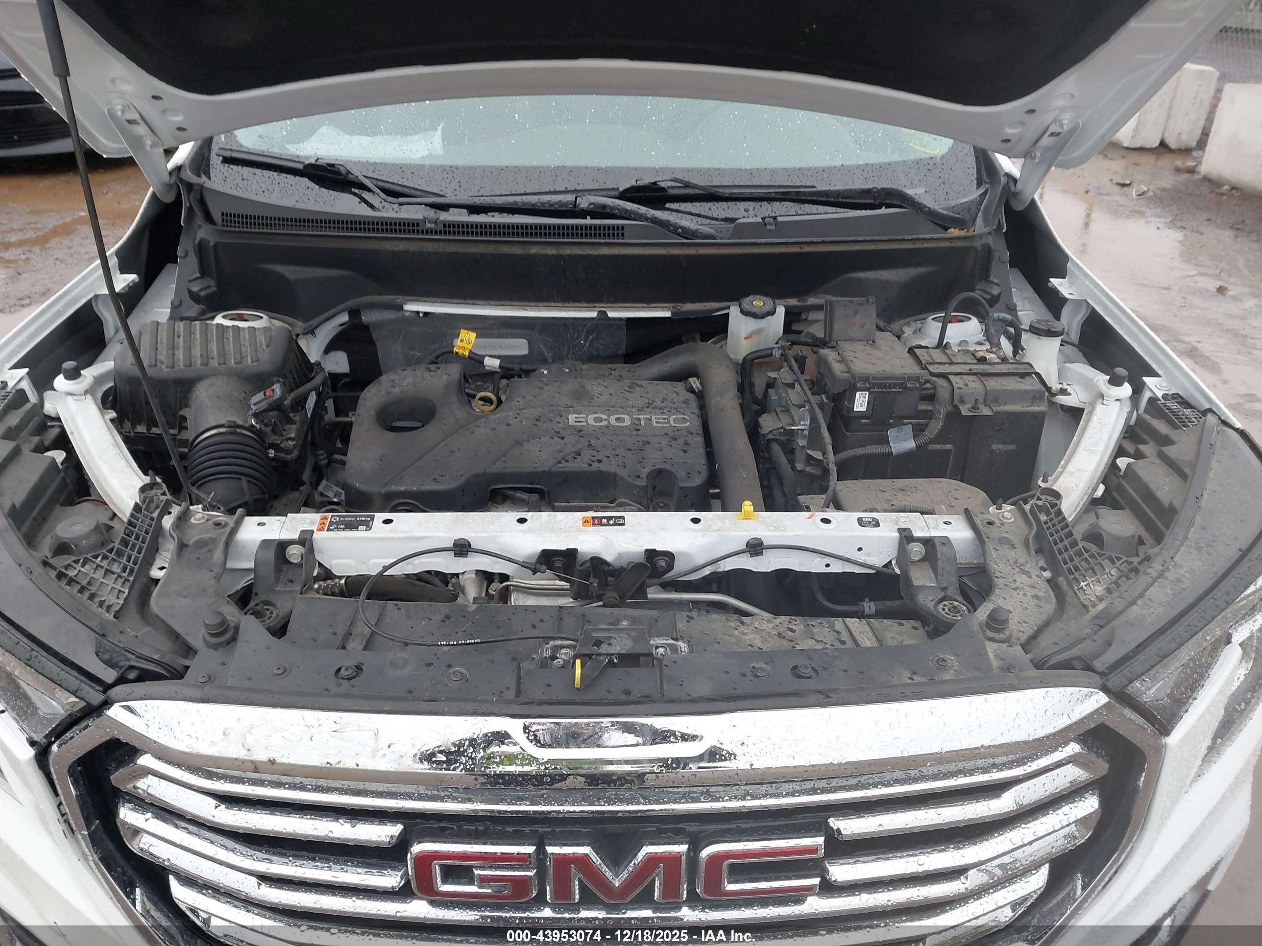 GMC TERRAIN image 10