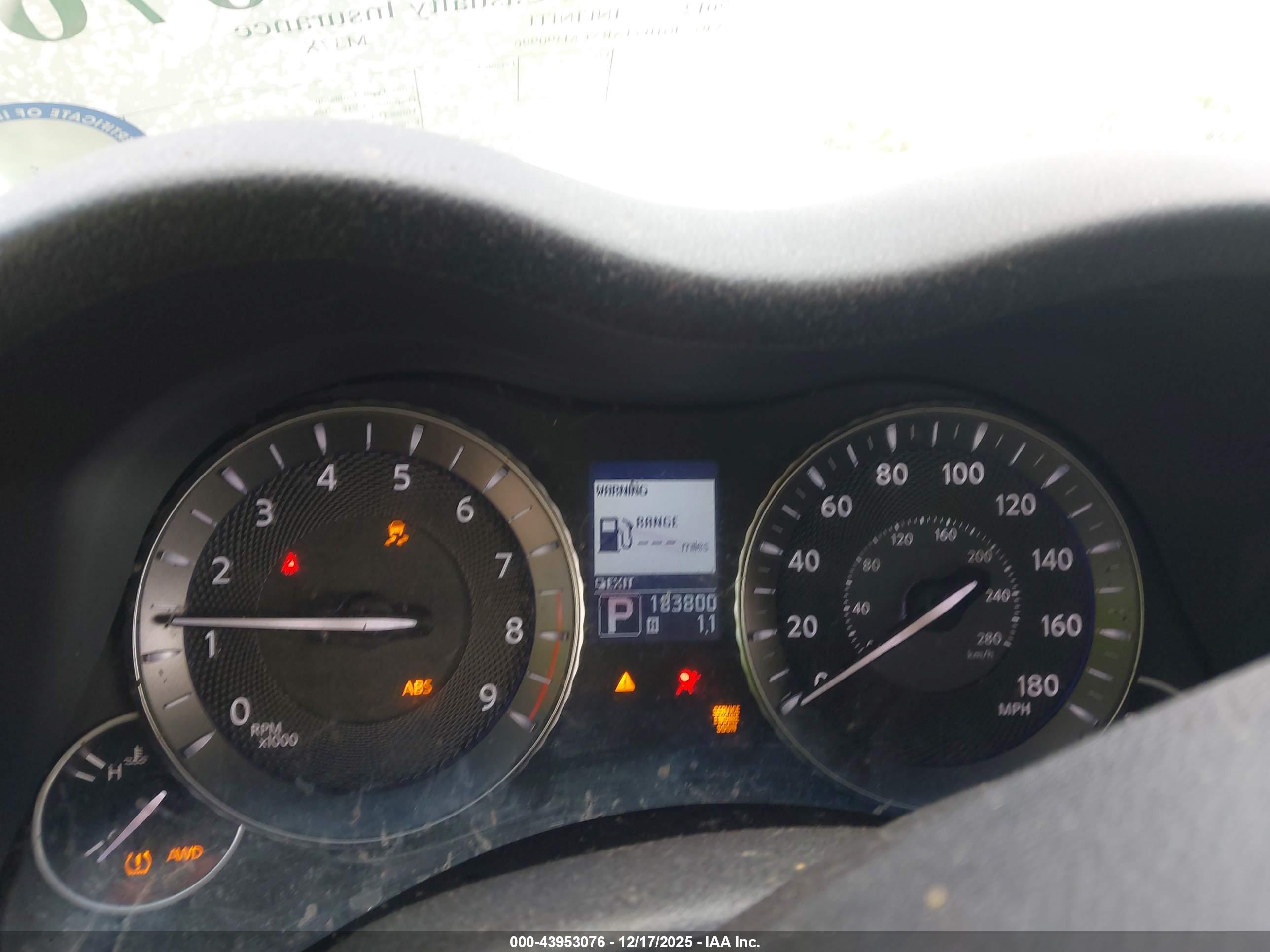 INFINITI M37X image 7