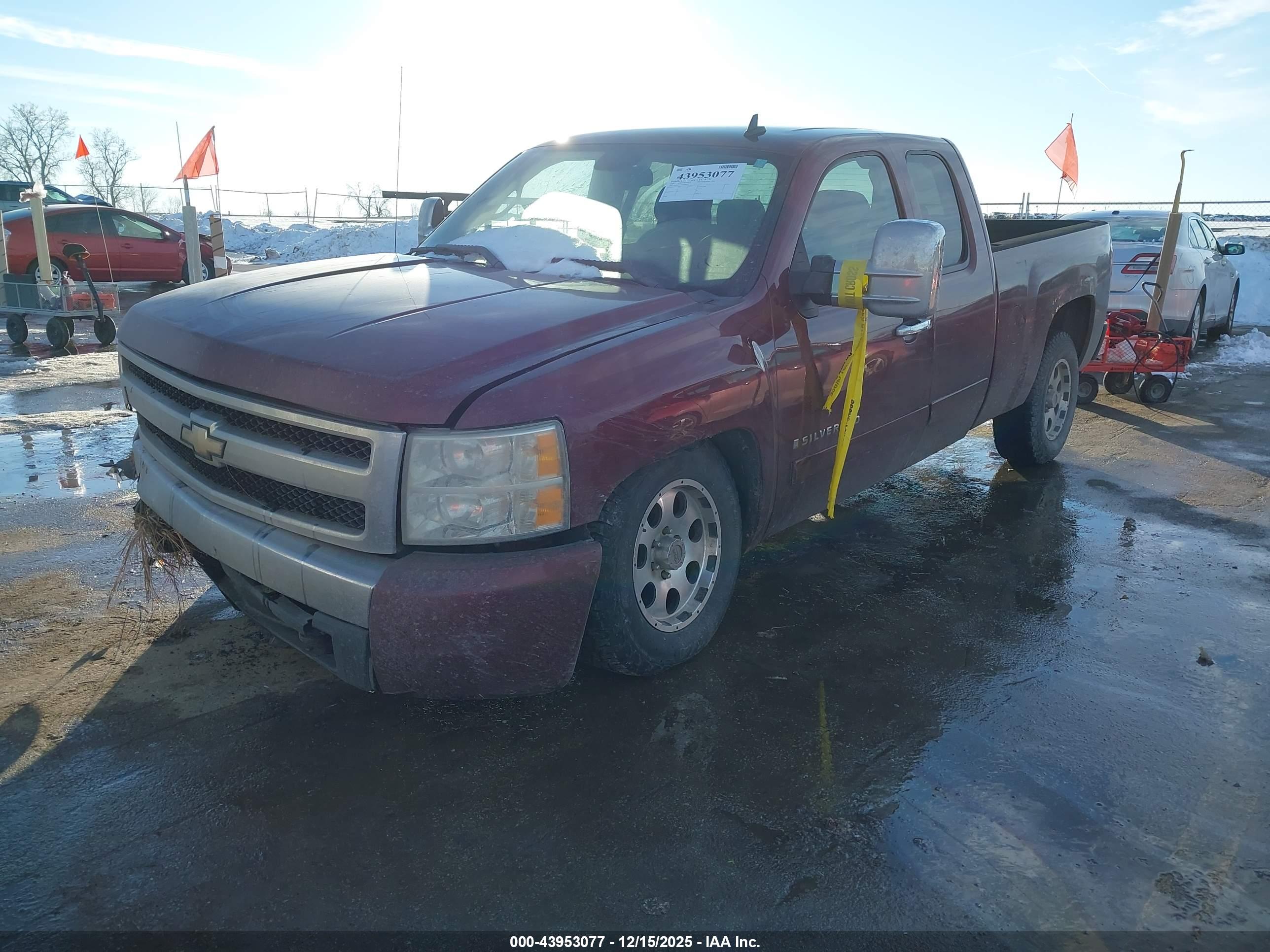 CHEVROLET SILVERADO image 2