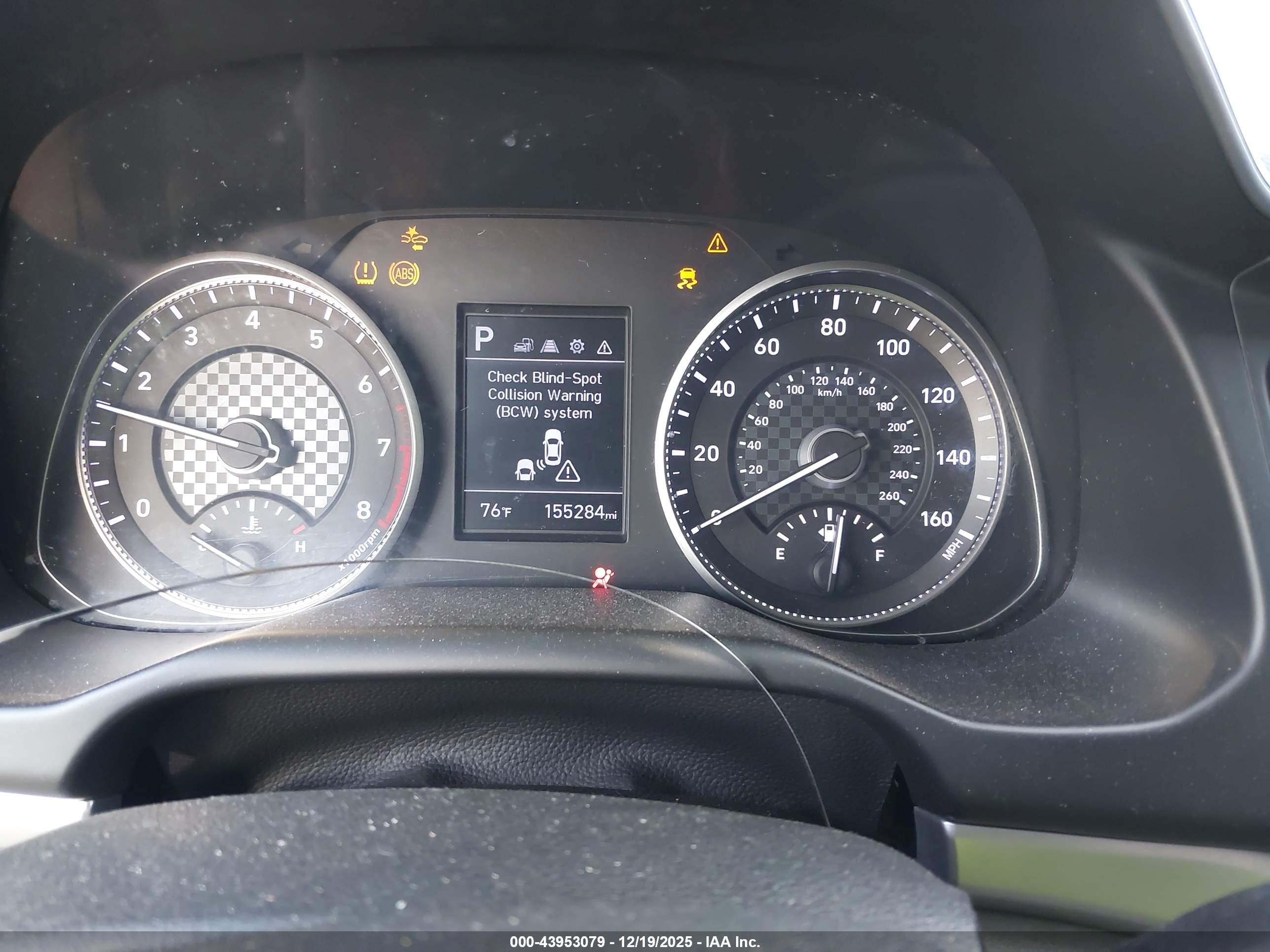 HYUNDAI ELANTRA image 7