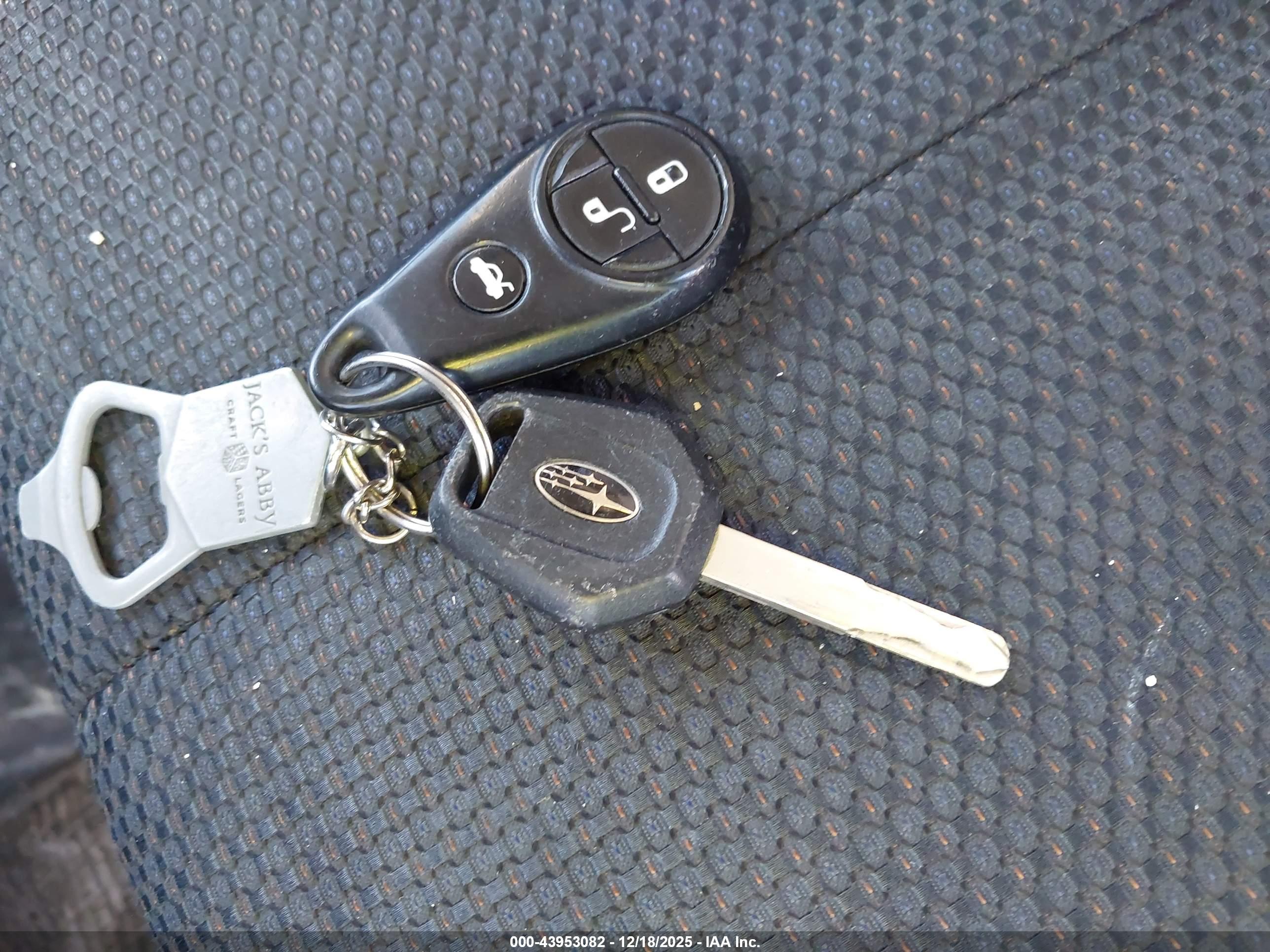 SUBARU FORESTER image 11