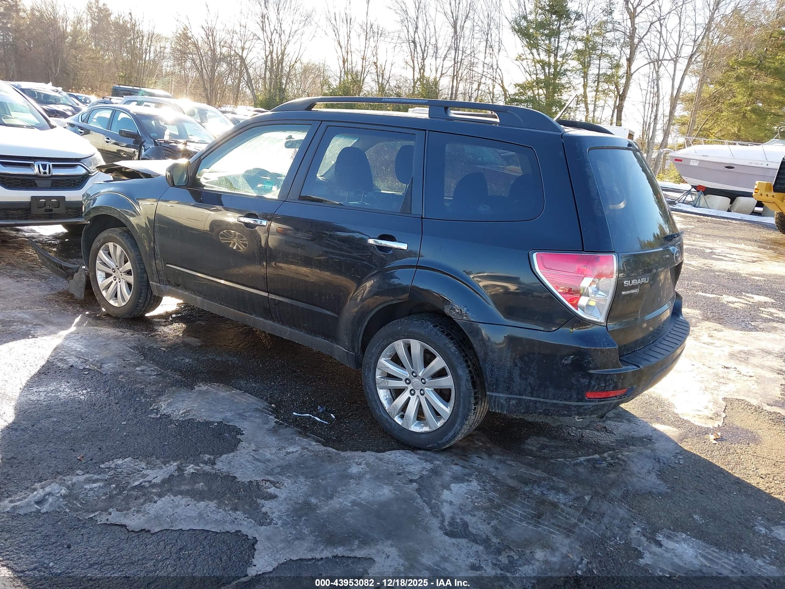 SUBARU FORESTER image 3
