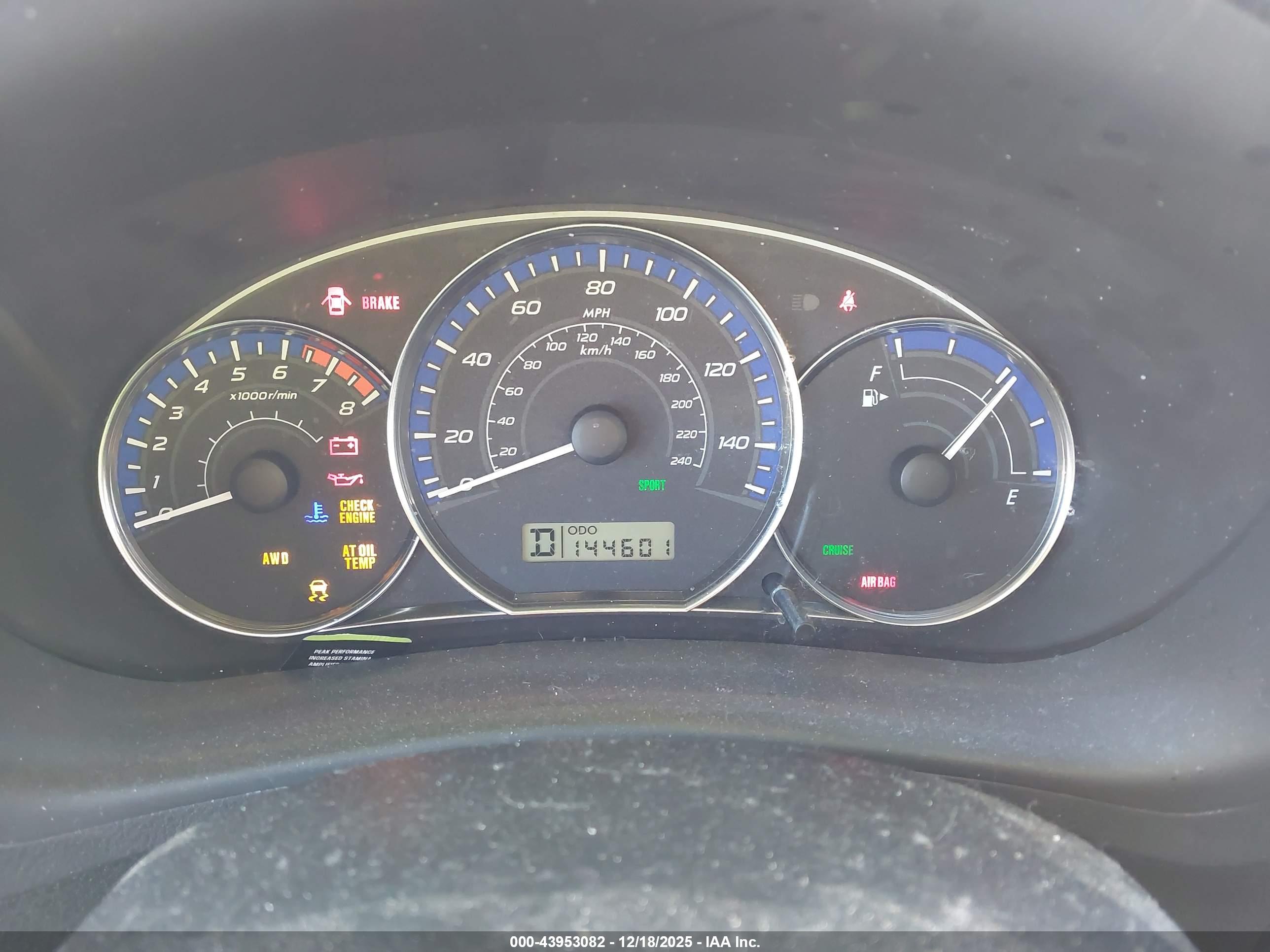 SUBARU FORESTER image 7