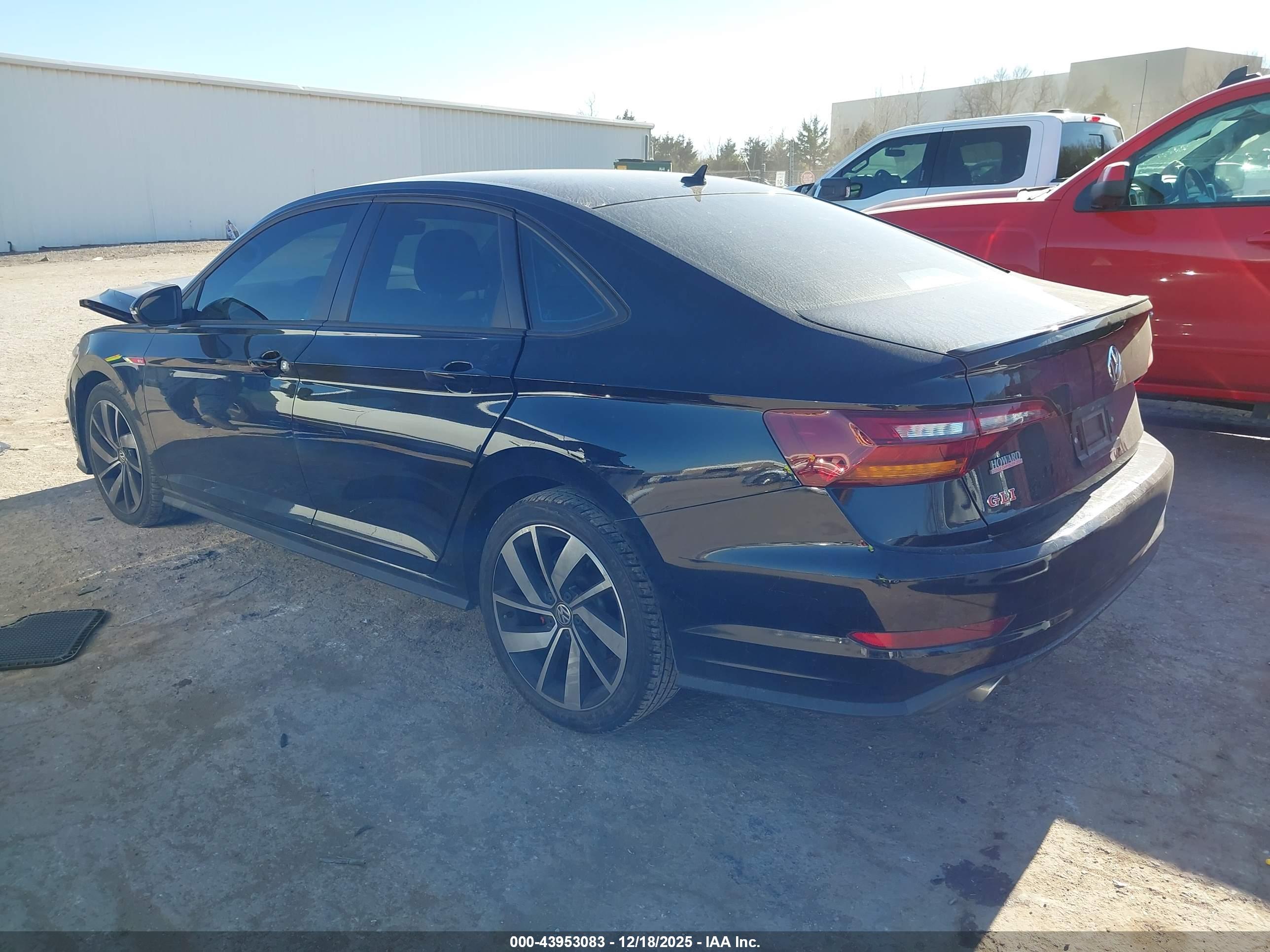 VOLKSWAGEN JETTA image 3