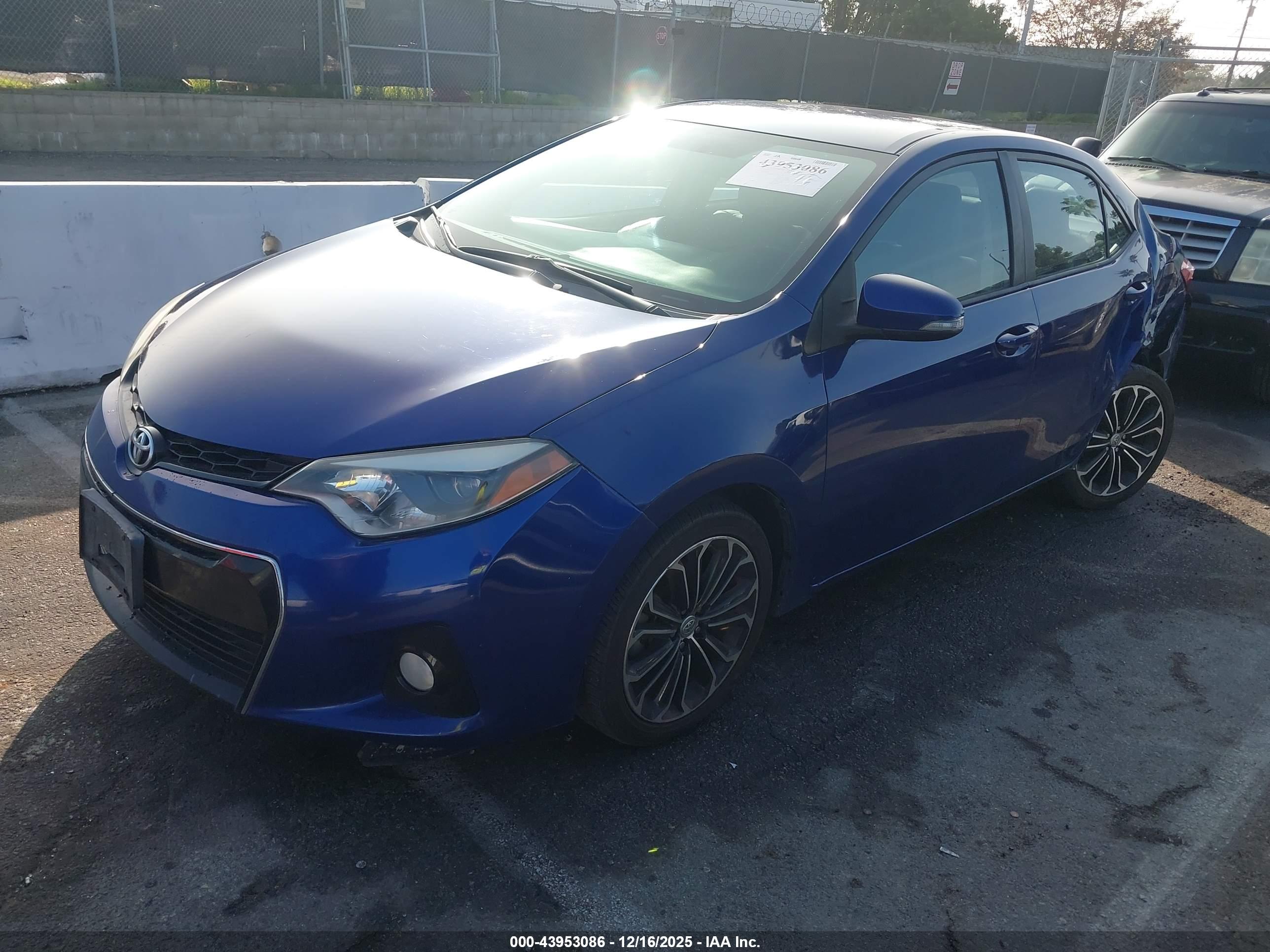 TOYOTA COROLLA image 2