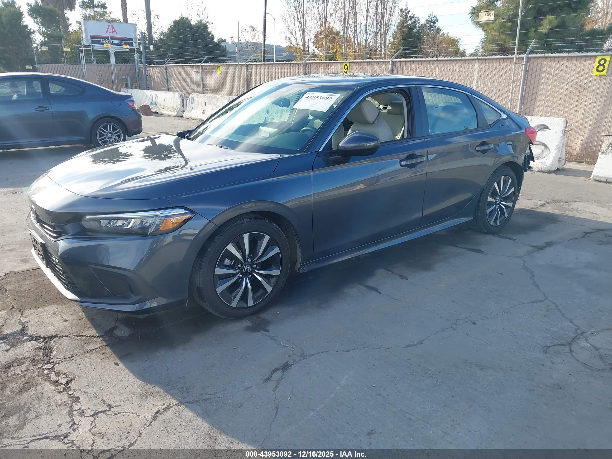 HONDA CIVIC image 2