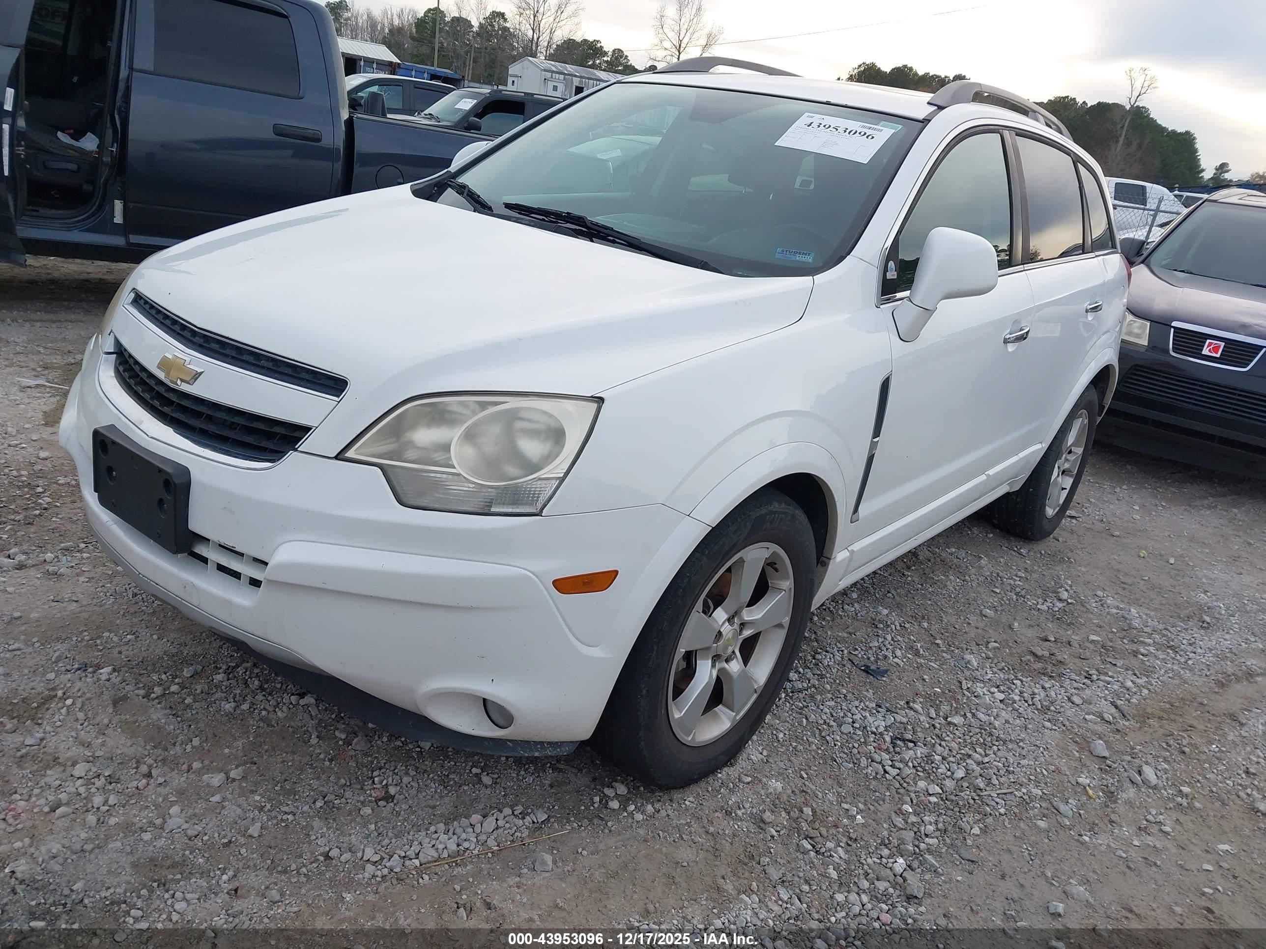 CHEVROLET CAPTIVA image 2