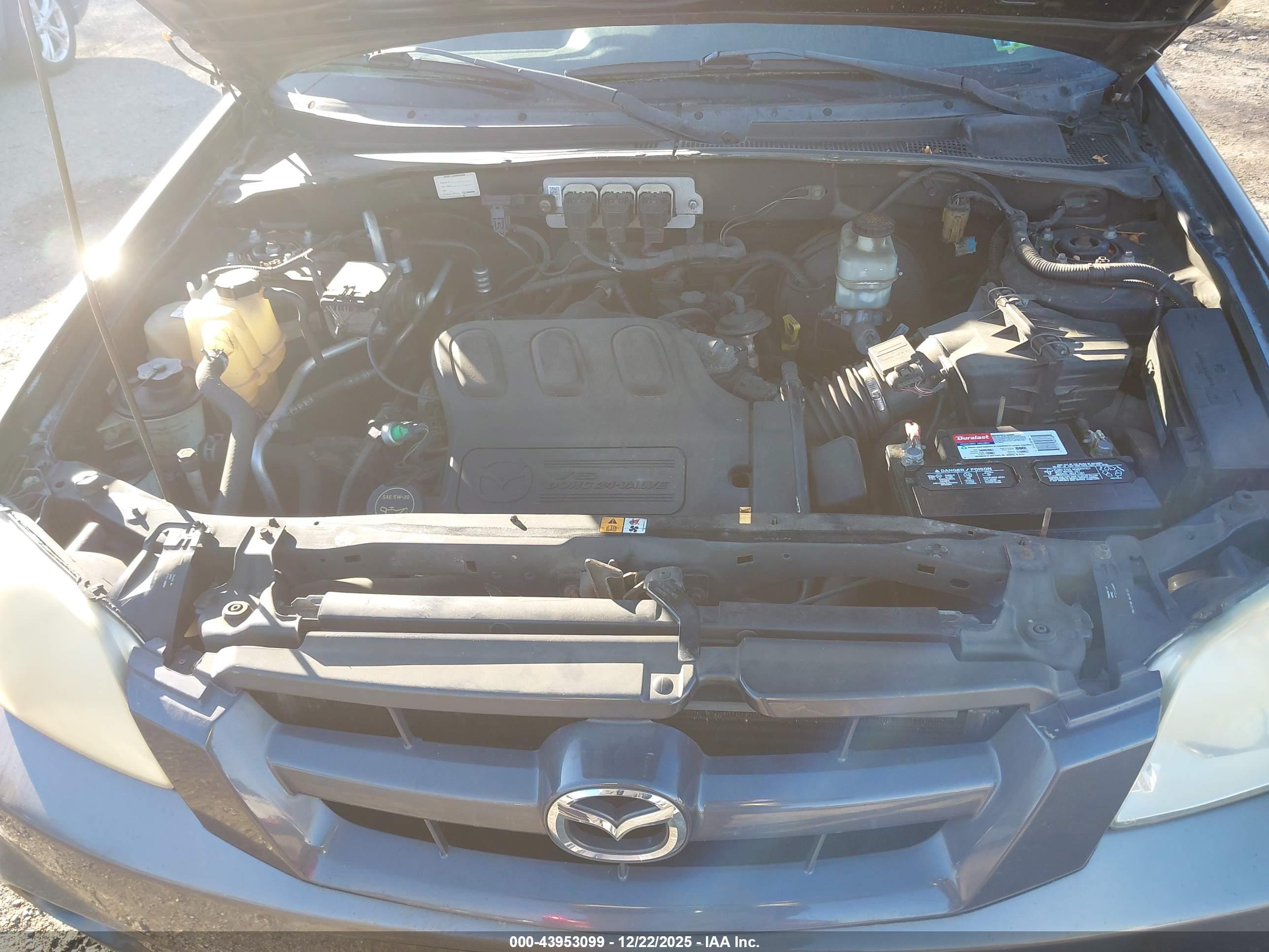 MAZDA TRIBUTE image 10
