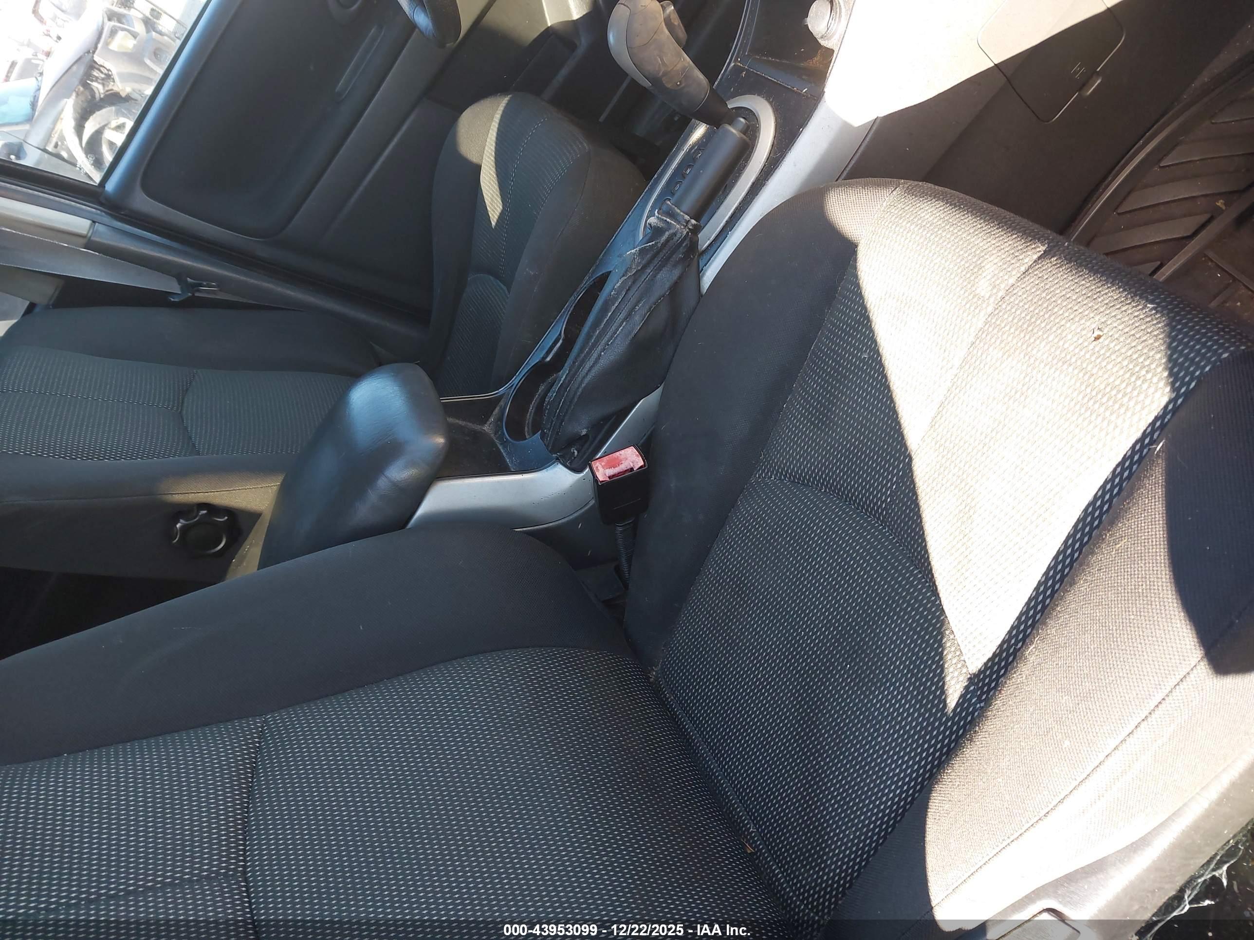 MAZDA TRIBUTE image 5