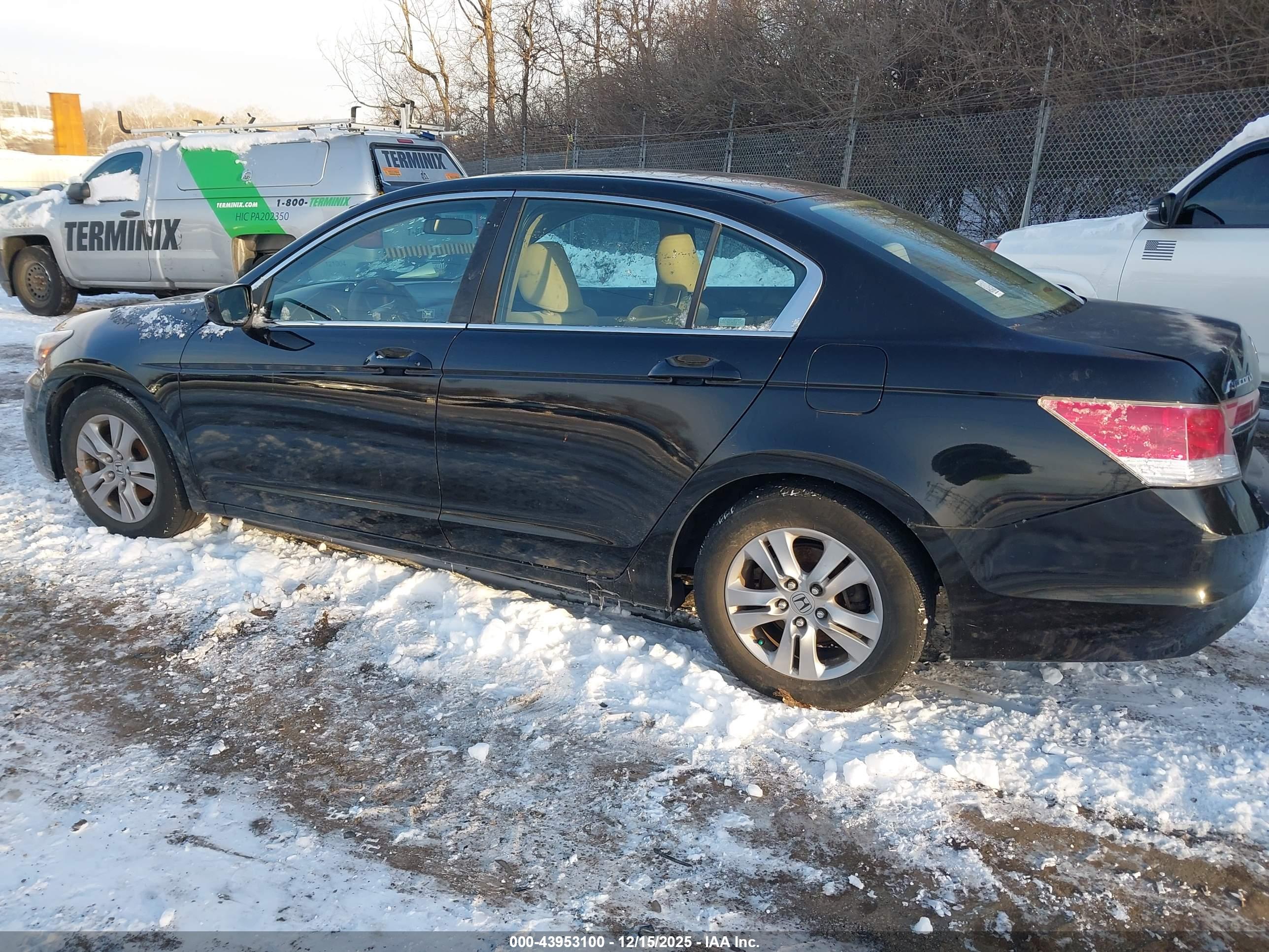 HONDA ACCORD image 3