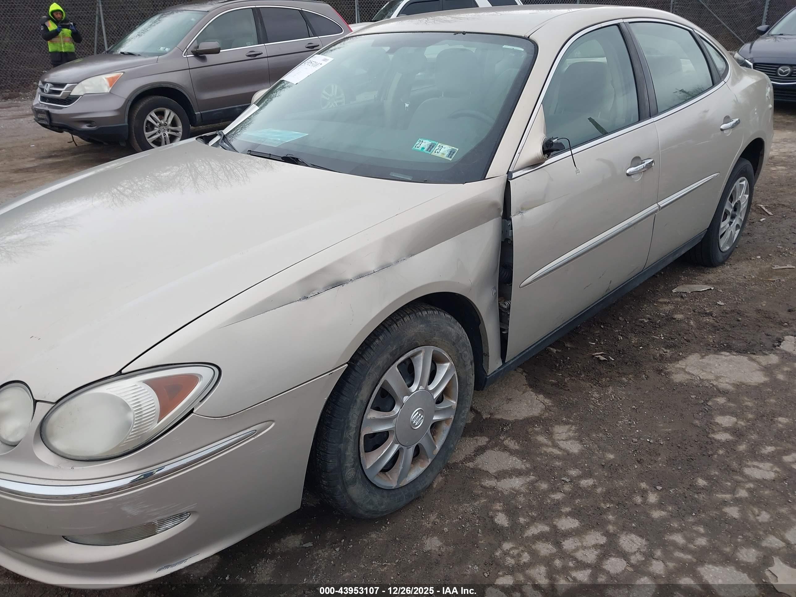 BUICK LACROSSE image 6