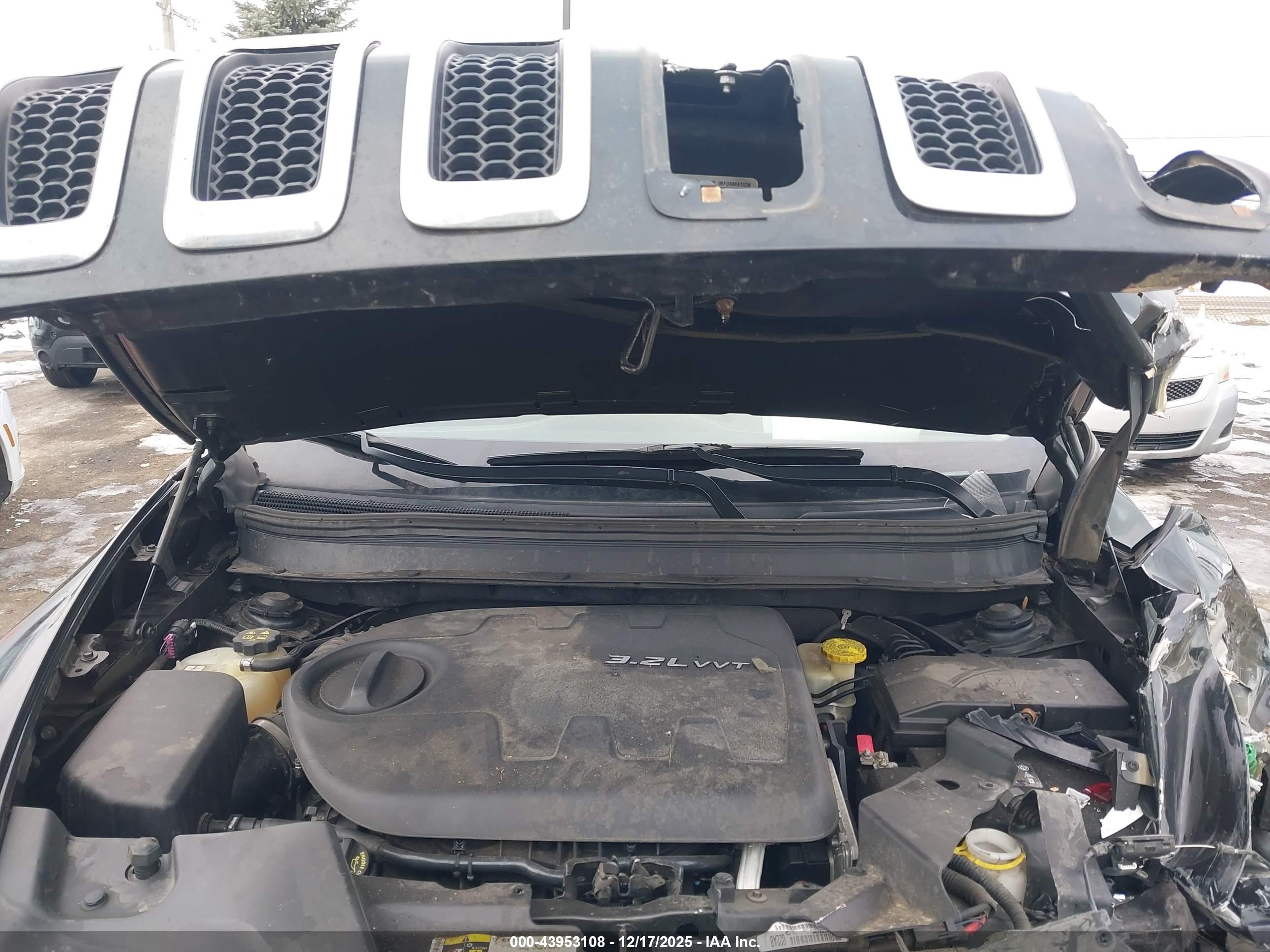JEEP CHEROKEE image 10