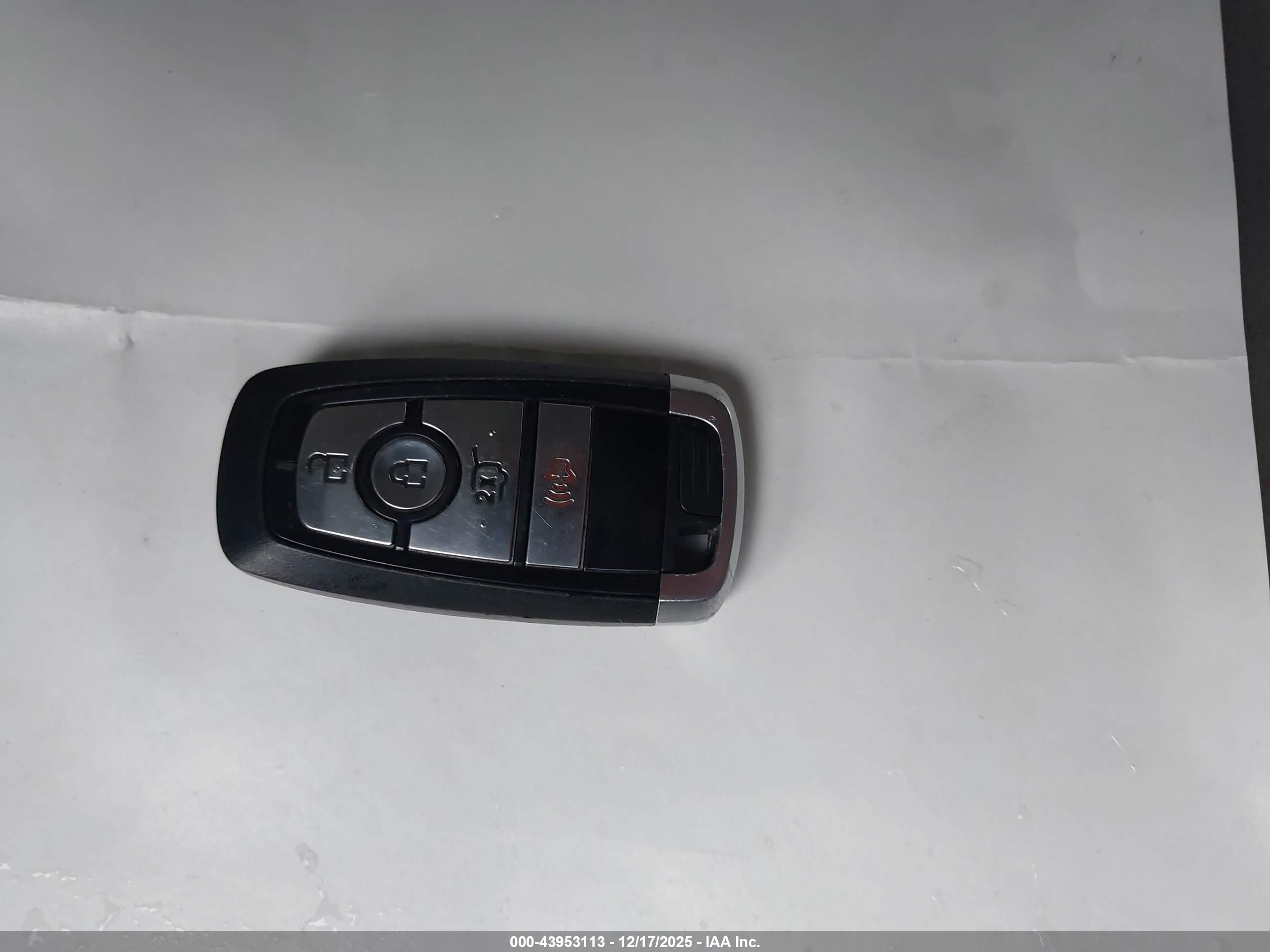 FORD MUSTANG image 11