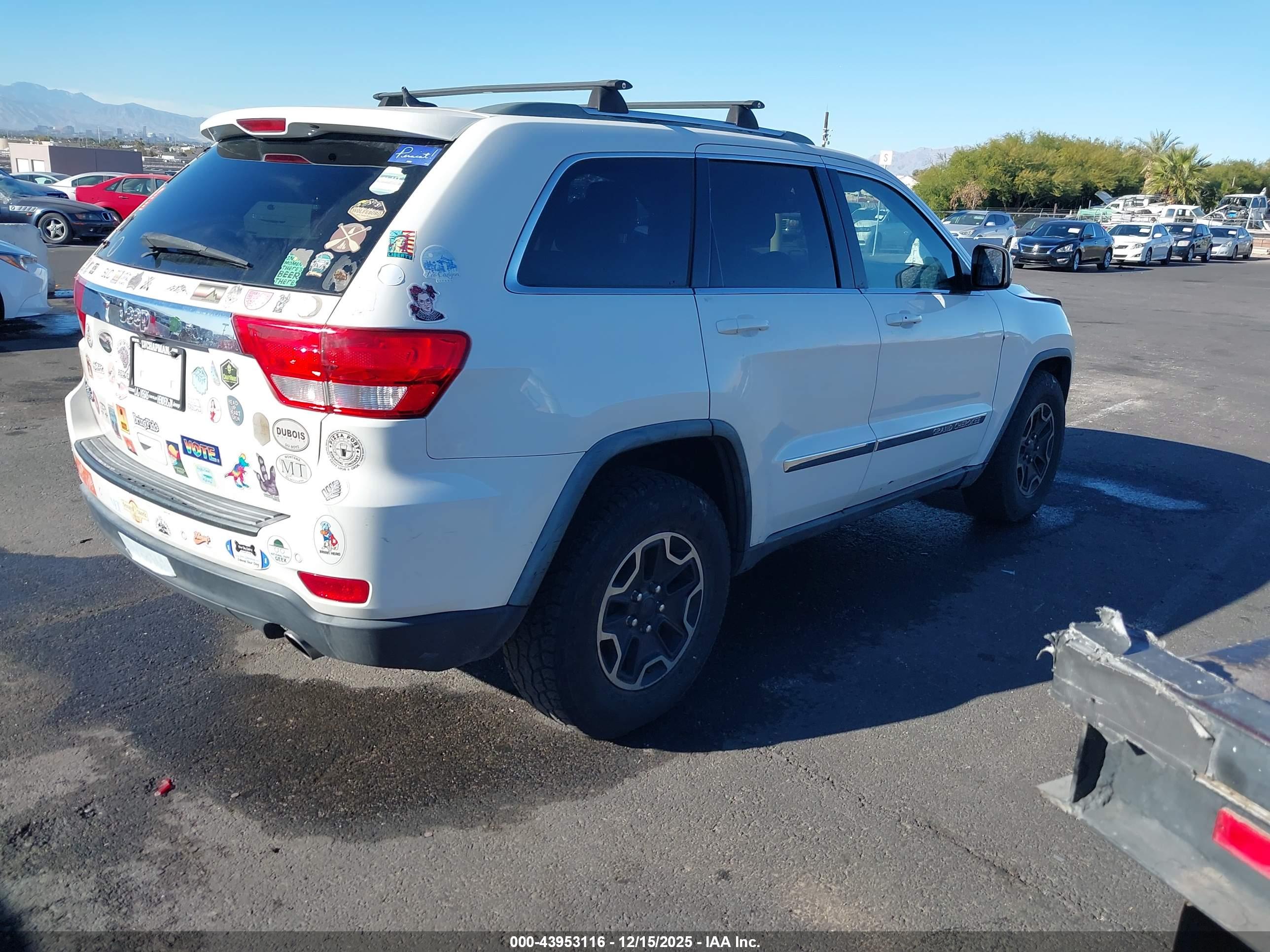 JEEP GRAND image 4