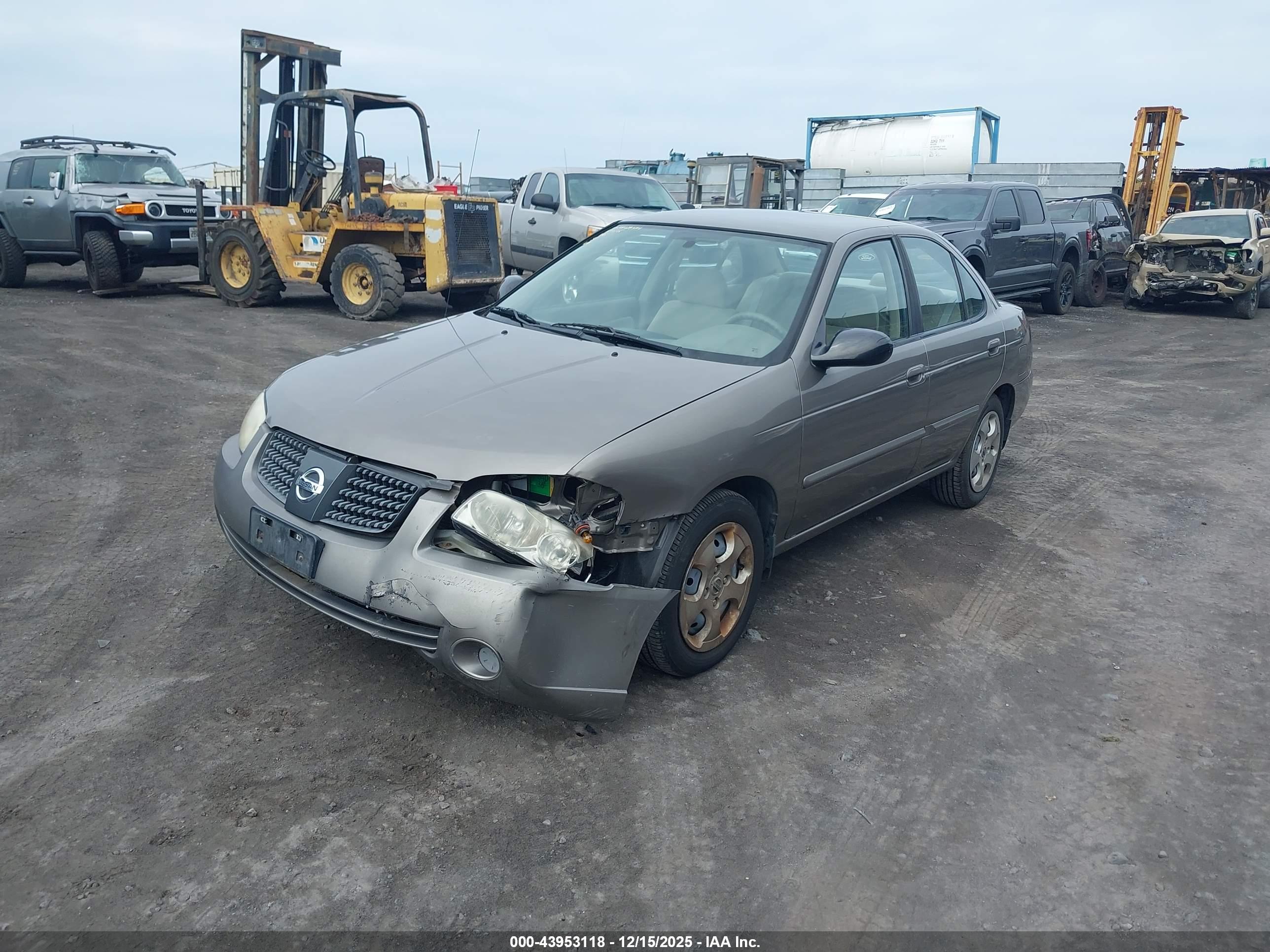NISSAN SENTRA image 6