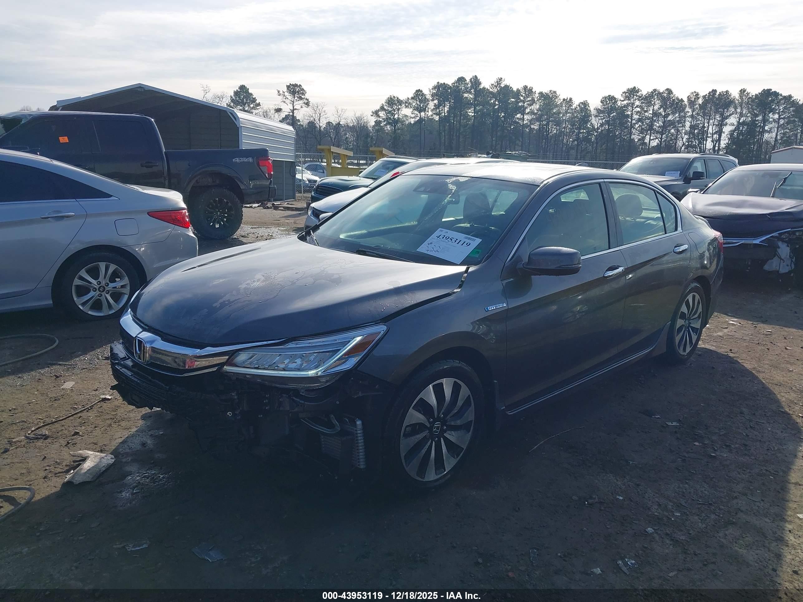 HONDA ACCORD image 2