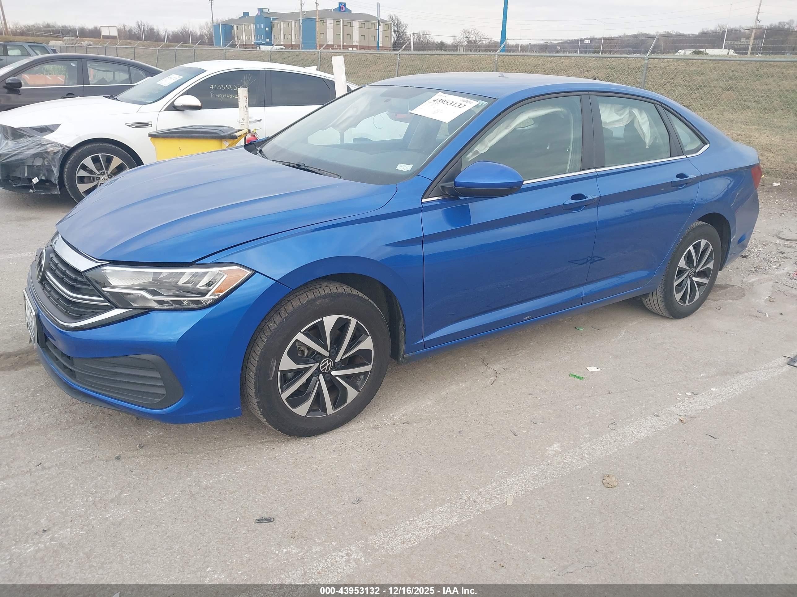 VOLKSWAGEN JETTA image 2