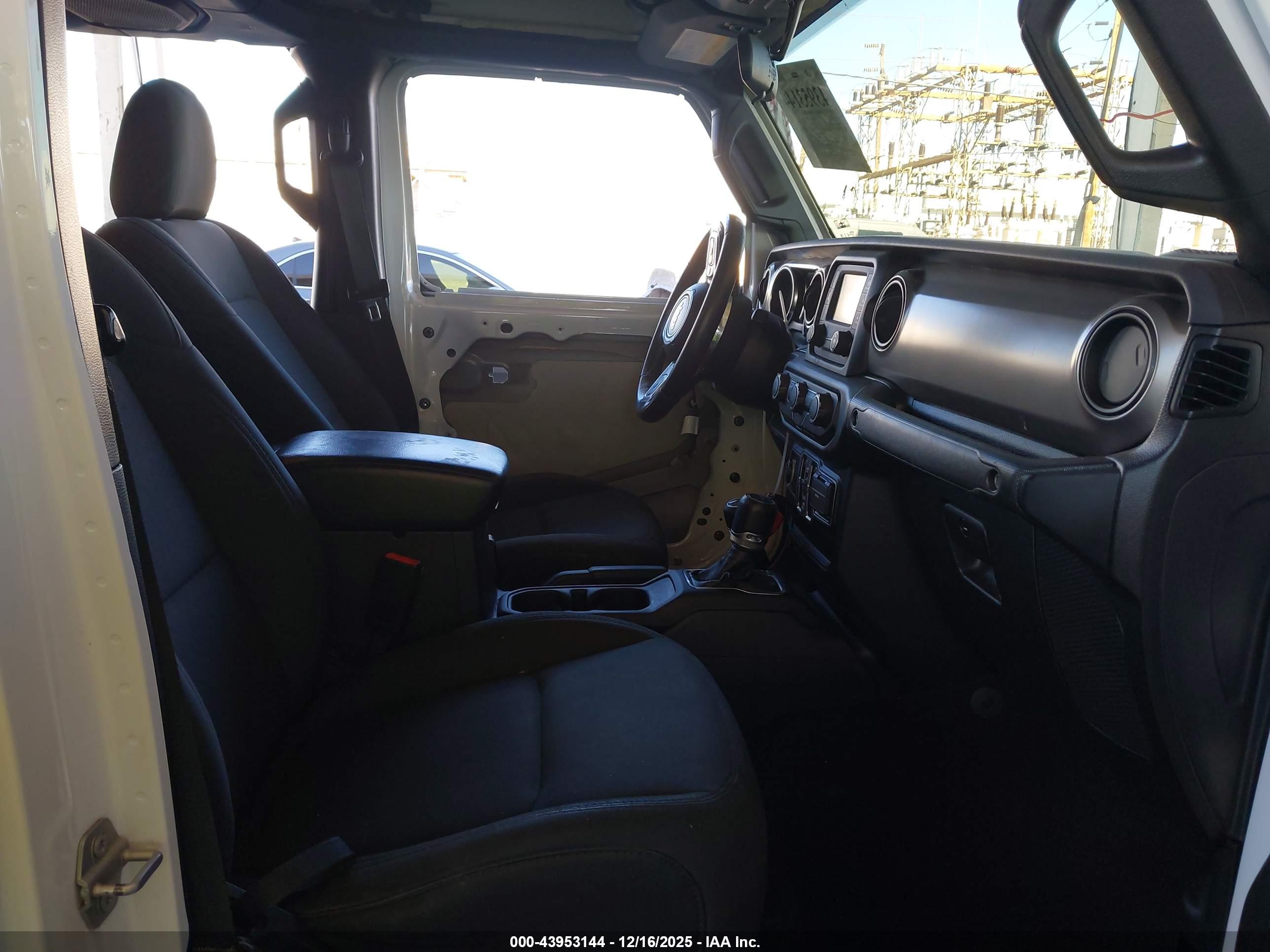 JEEP GLADIATOR image 5