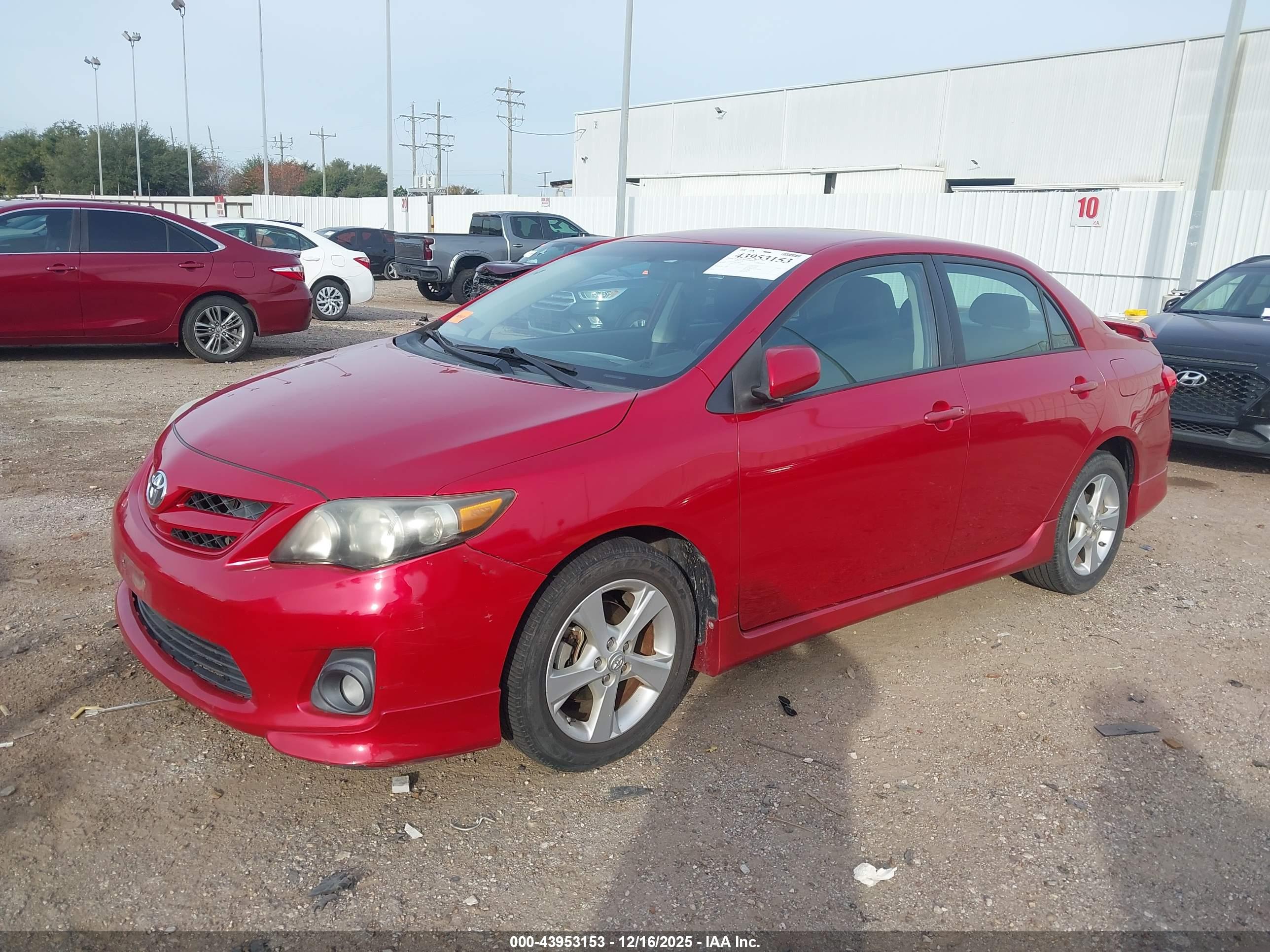 TOYOTA COROLLA image 2