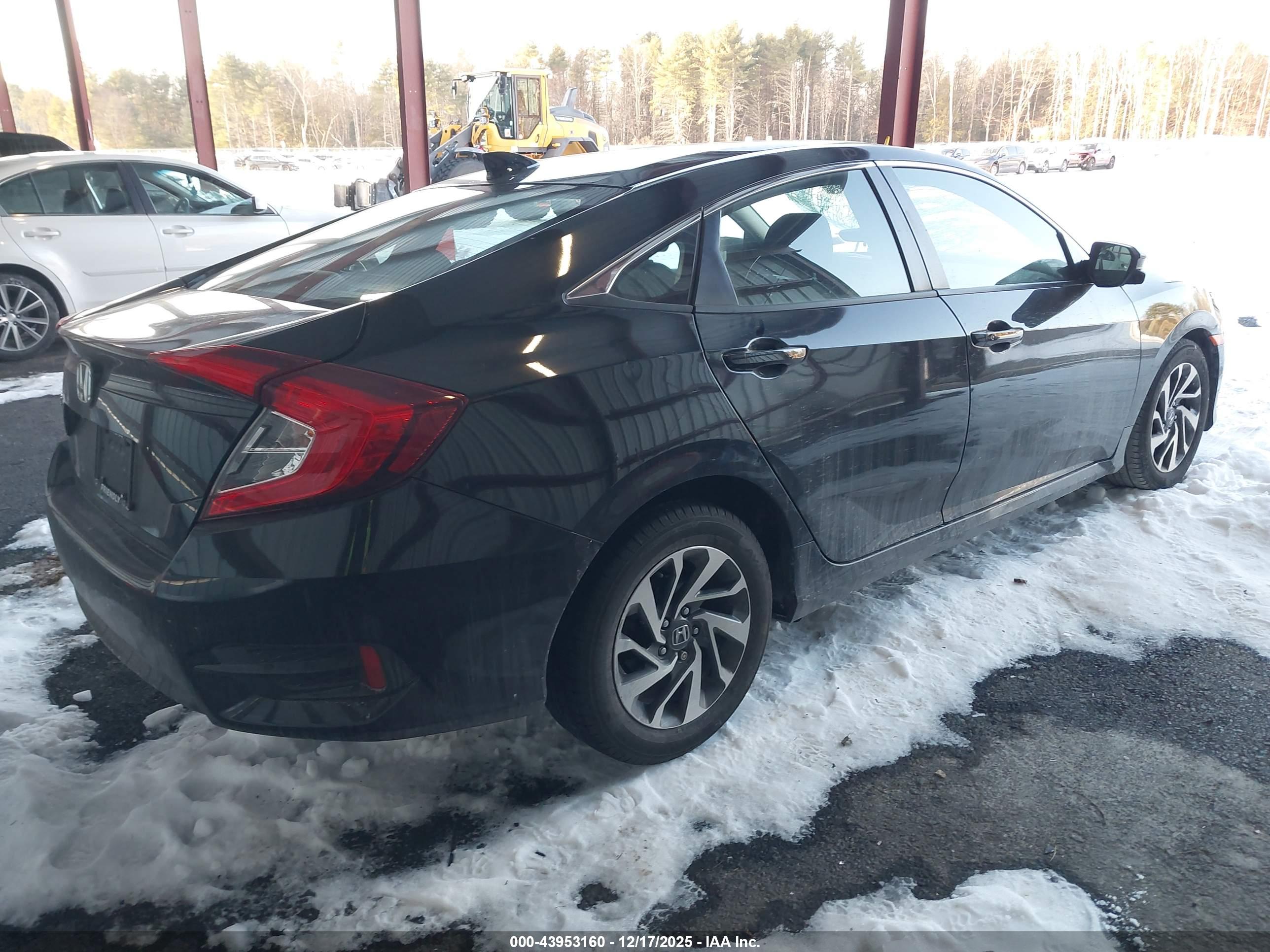 HONDA CIVIC image 4